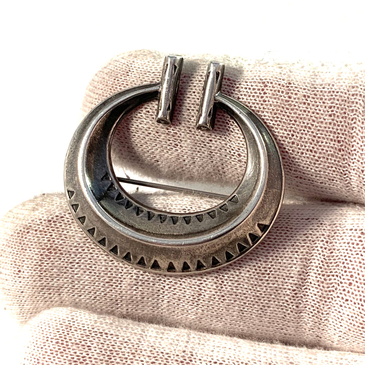Kalevala Koru, Finland Vintage Traditional Sterling Silver Brooch.