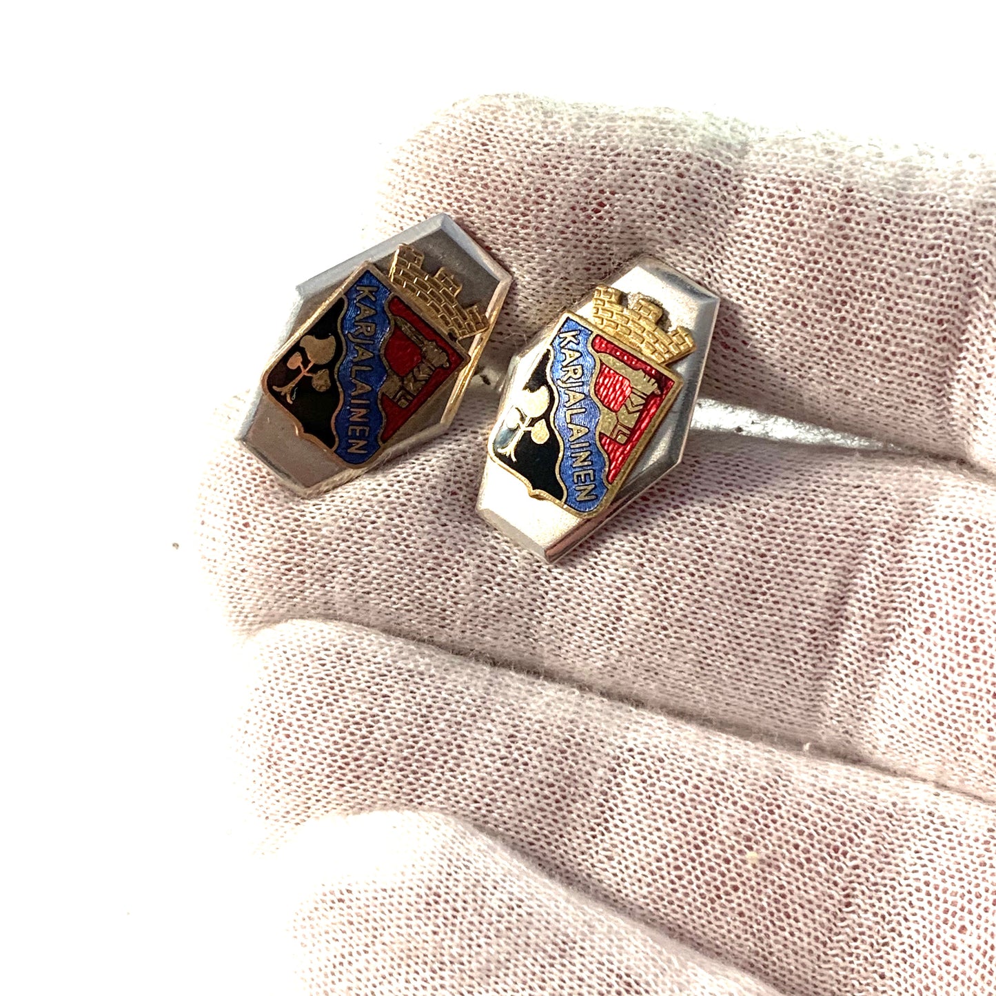 Kultateollisuus Oy, Finland 1958 Silver Enamel "Karjalainen" Cufflinks