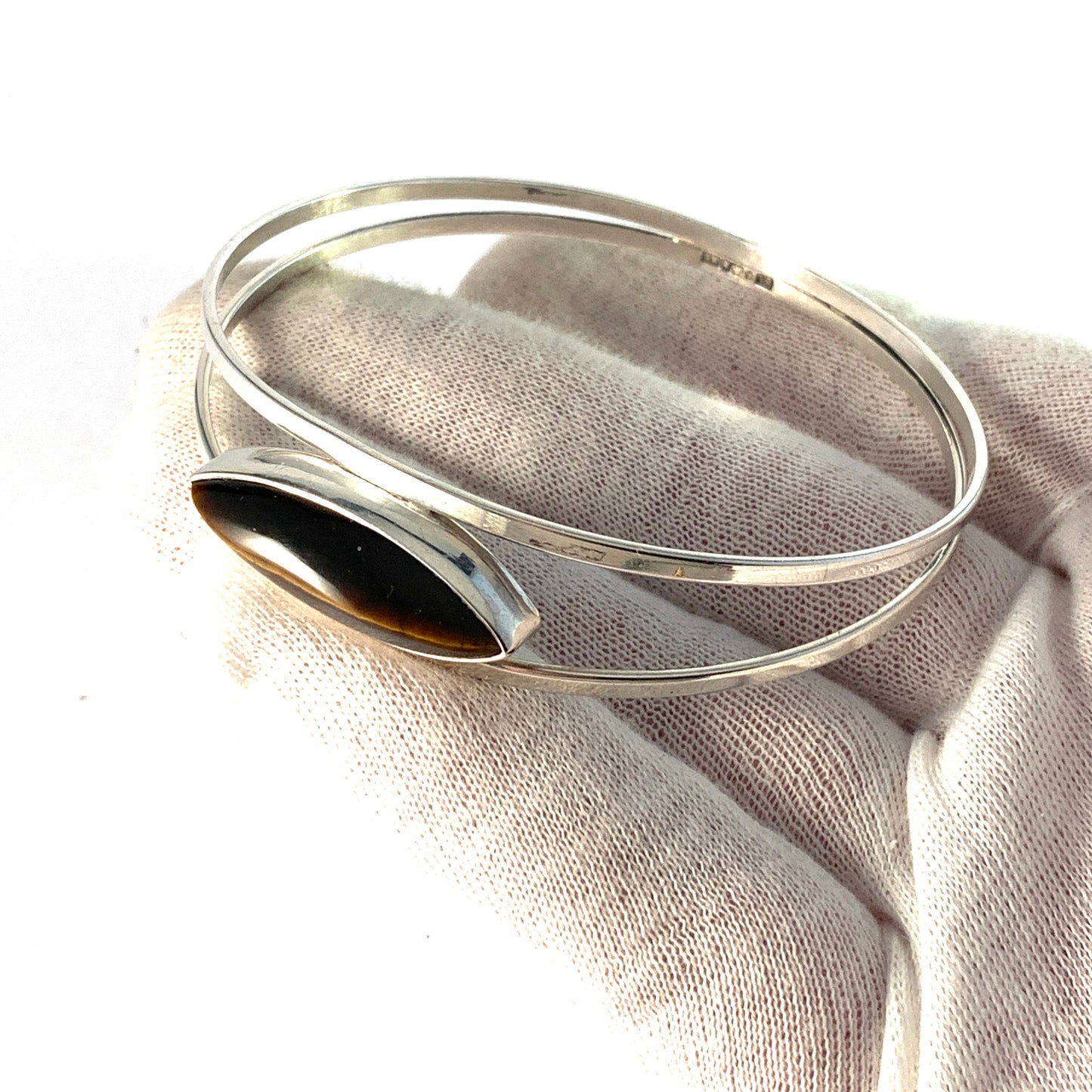 Kaplan, Stockholm 1964 Sterling Silver Tiger Eye Bangle Bracelet.
