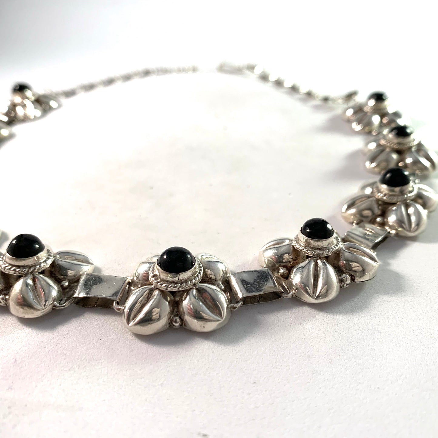 Mexico 1950-60s Sterling Silver Onyx Floral Necklace