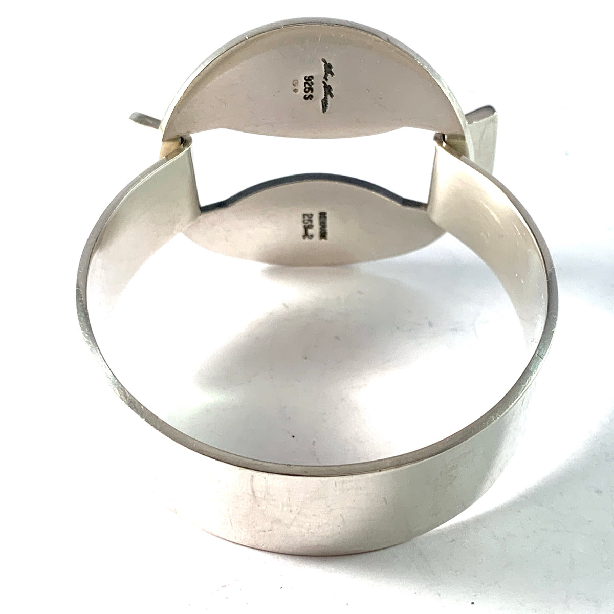 Bent Gabrielsen for Hans Hansen, Denmark 1960s. Bold Sterling Silver Bracelet. Design 259