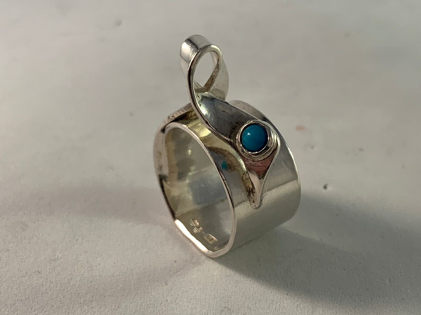 Stenberg, Sweden Vintage Sterling Silver Turquoise Bold Ring.