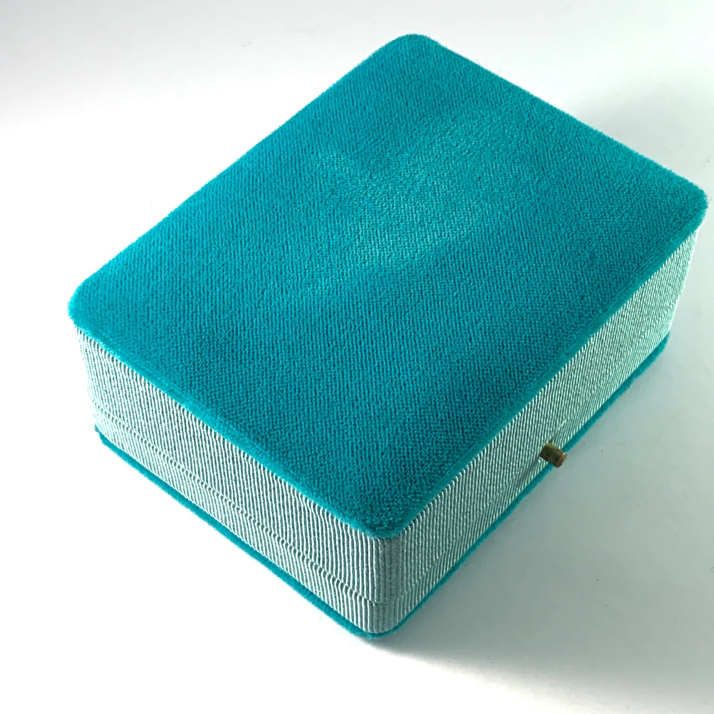 G Dahlgren, Sweden 1952. Mid Century 18k Gold Rock Crystal Ring. Boxed.