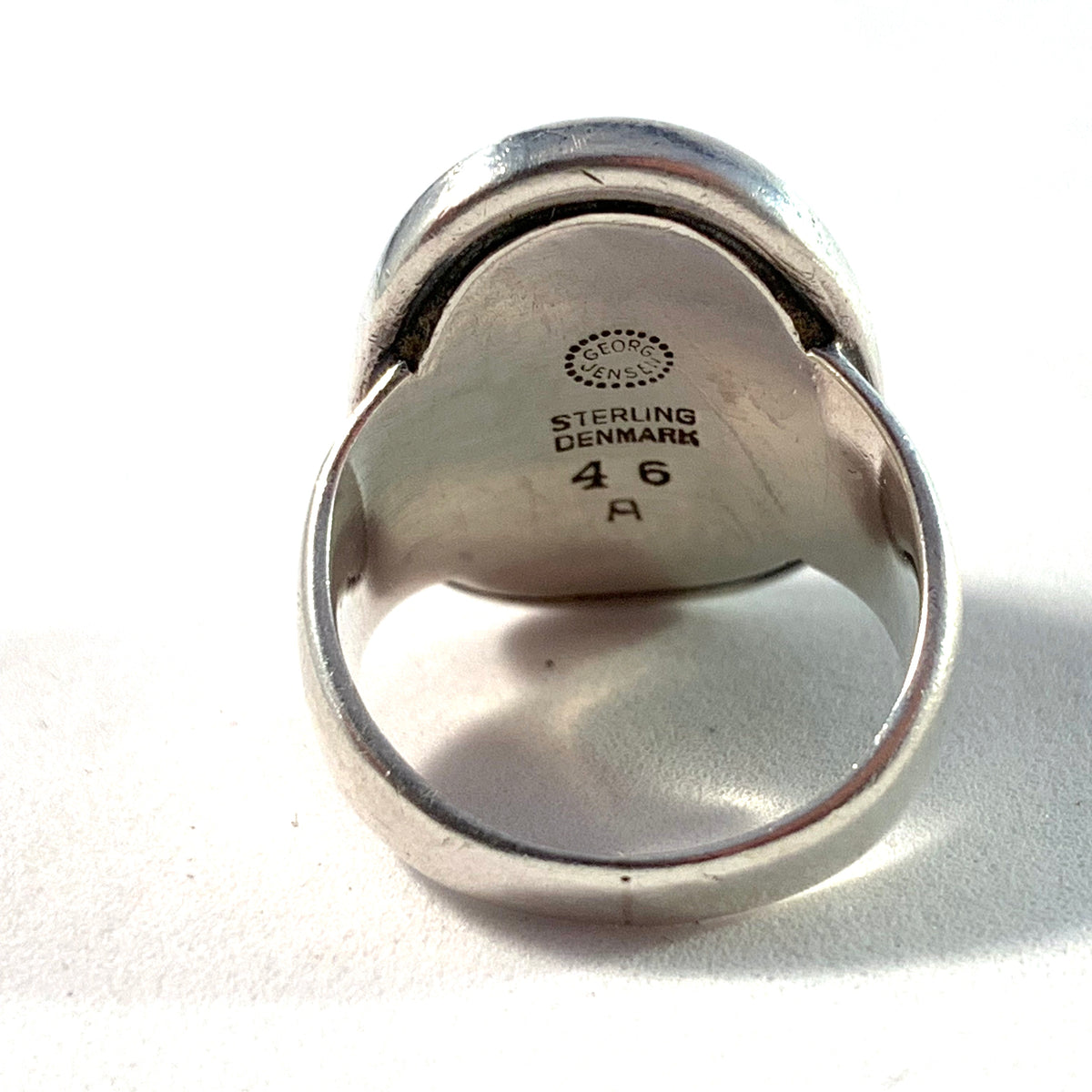 Georg Jensen, Copenhagen Mid Century Sterling Silver Ring. Design 46A by Harald Nielsen 1930s