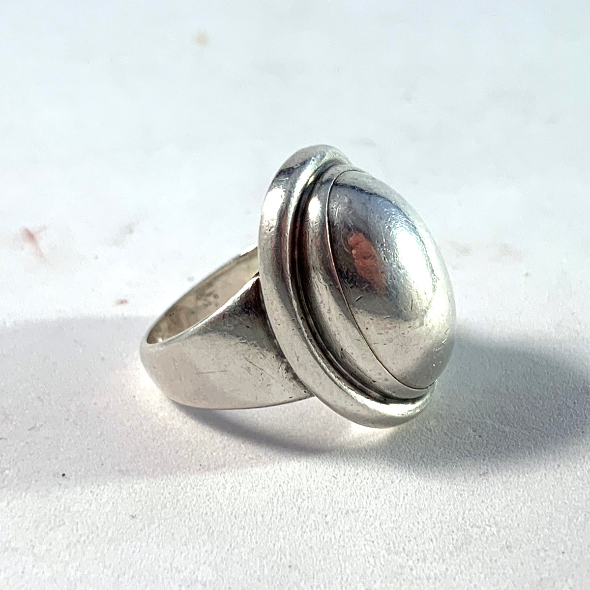 Georg Jensen, Copenhagen Mid Century Sterling Silver Ring. Design 46A by Harald Nielsen 1930s