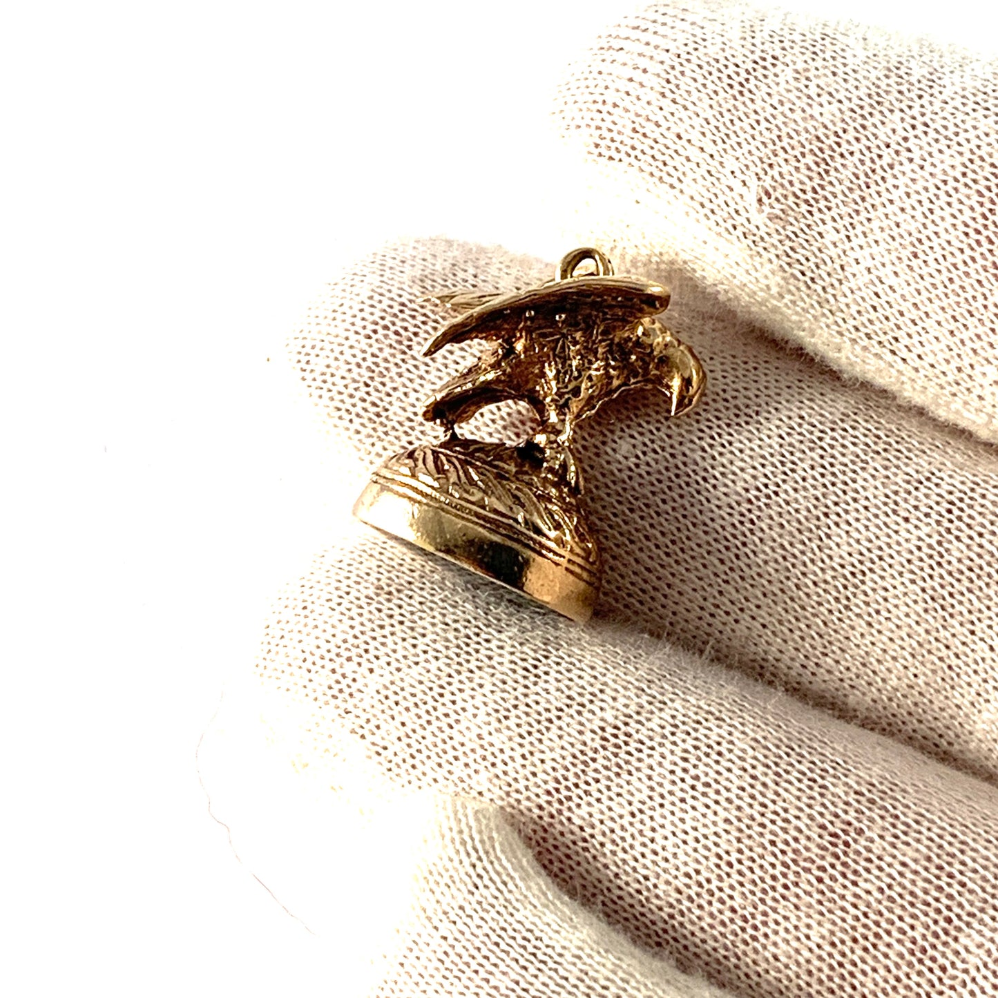 Colen Hewer Cheshire, Birmingham 1906 Antique Edwardian 9k Gold Bloodstone Seal Fob Pendant. Eagle