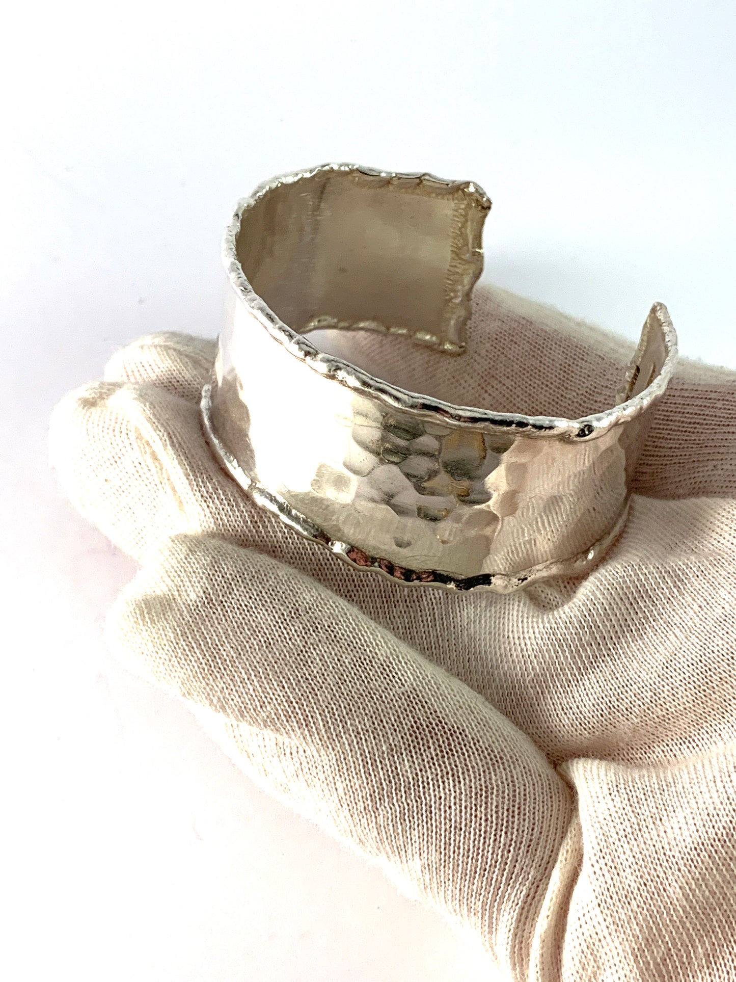 Nordisk Kokusai, Sweden 1970s. Modernist Sterling Silver Cuff Bracelet.