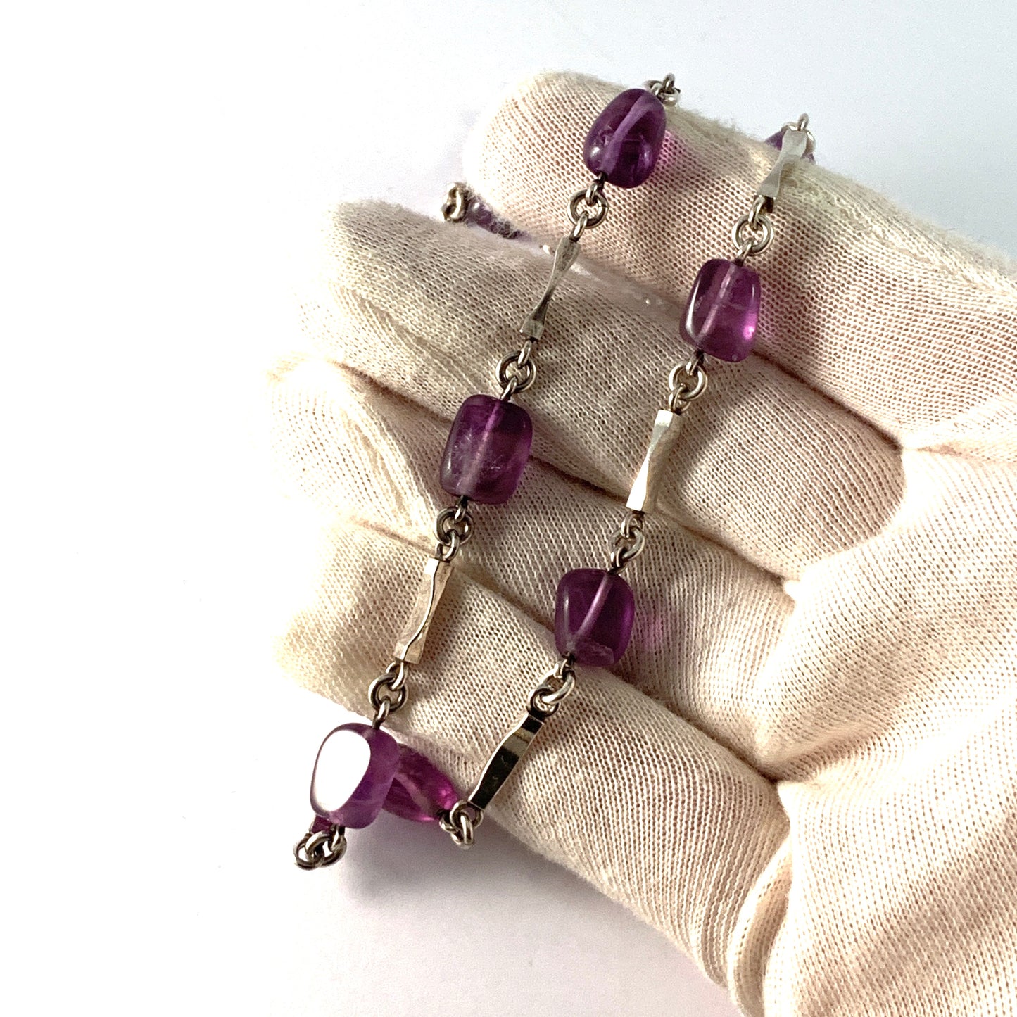 Arvo Saarela, Sweden 1962. Vintage Sterling Silver Amethyst Necklace.