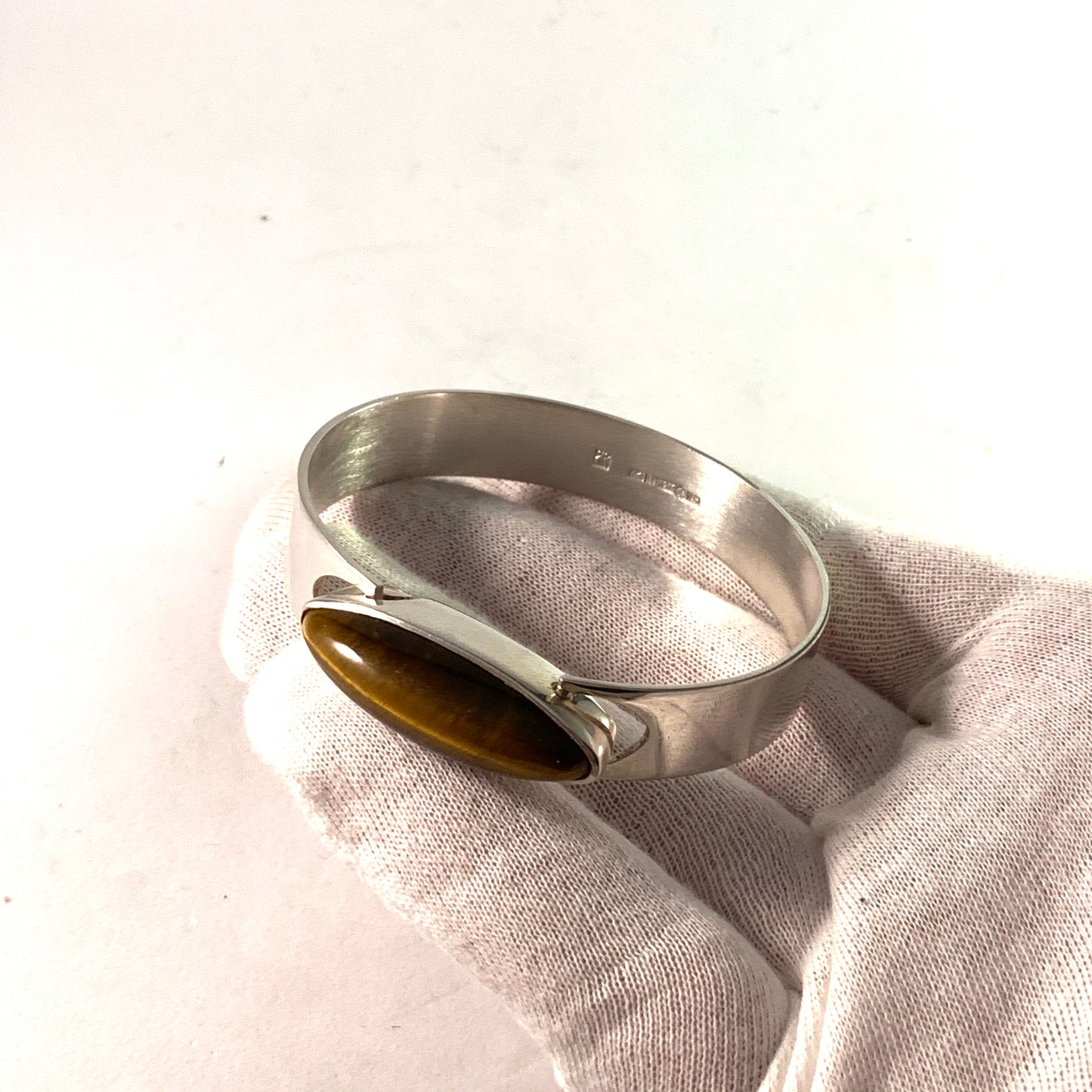 Helge Narsakka for Kaunis Koru, Finland 1968 Sterling Tiger-Eye Bracelet.