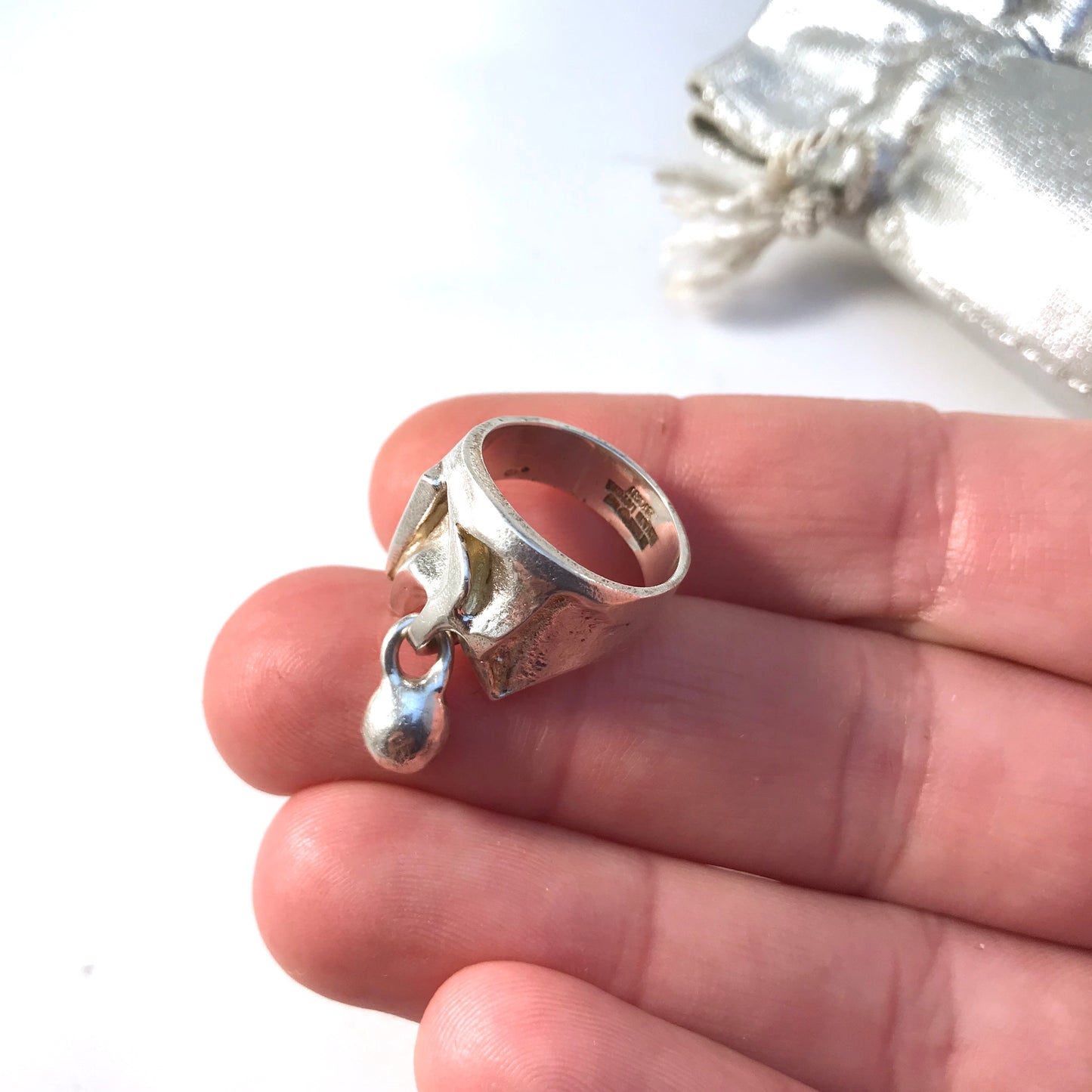Bjorn Weckstrom for Lapponia, Finland year 1974 Sterling Silver Kinetic Ring. In original bag.
