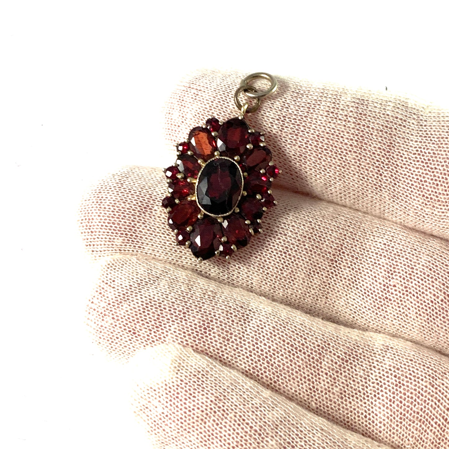 Early 1900s Solid Silver Bohemian Garnet Pendant.