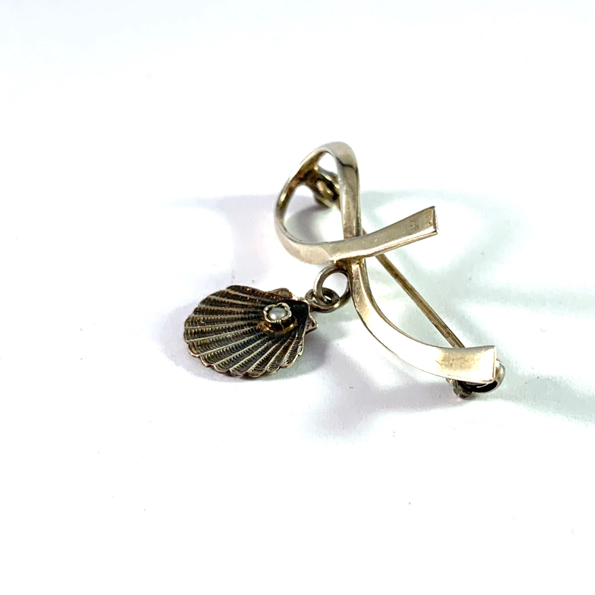 A Dragsted, Denmark, Vintage c 1950 Sterling Silver Seed Pearl Brooch.
