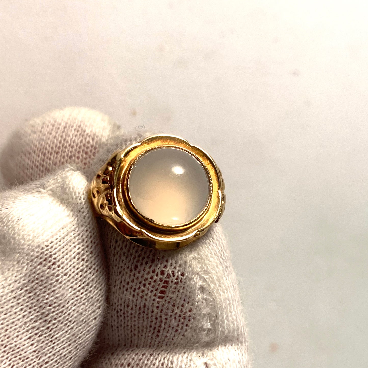 Wiktorsson, Sweden 1953 Mid Century 18k Gold Moonstone Ring.