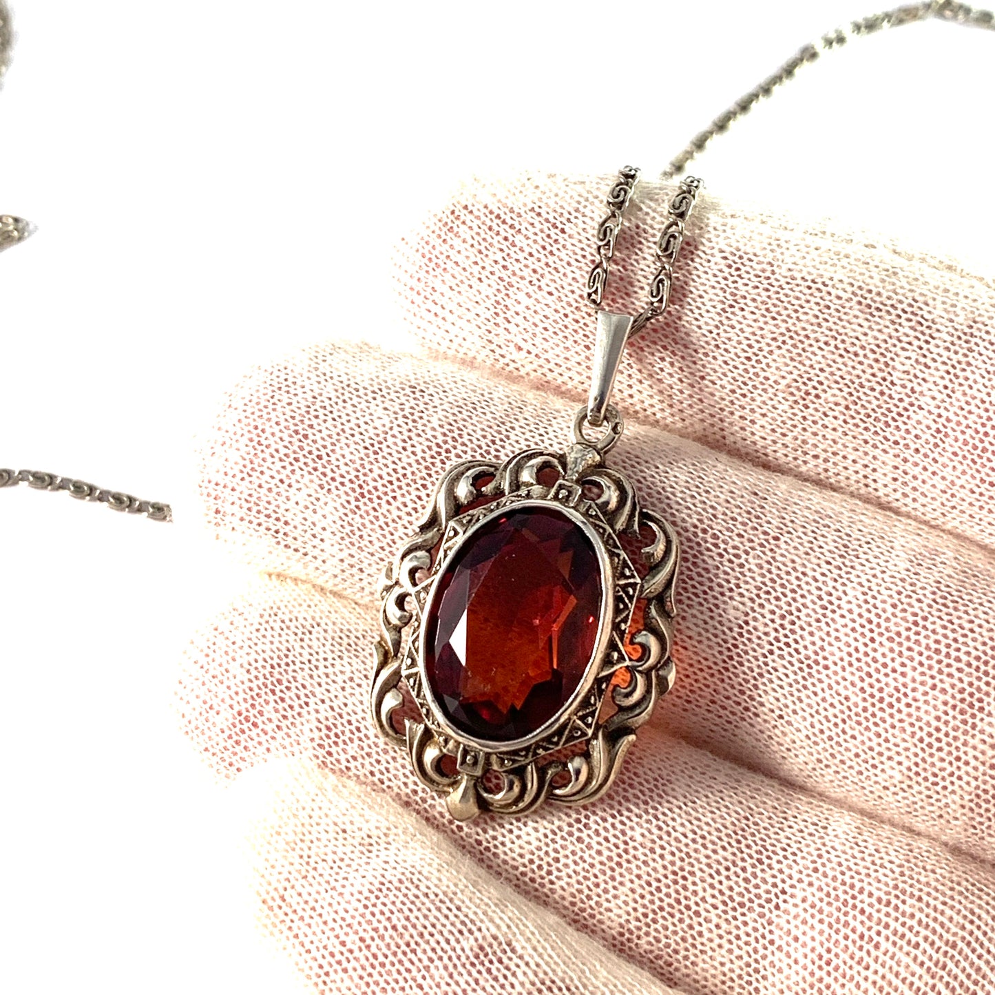 Vintage c 1940s Solid 830 Silver Paste Stone Pendant Long Chain Necklace. Boxed.