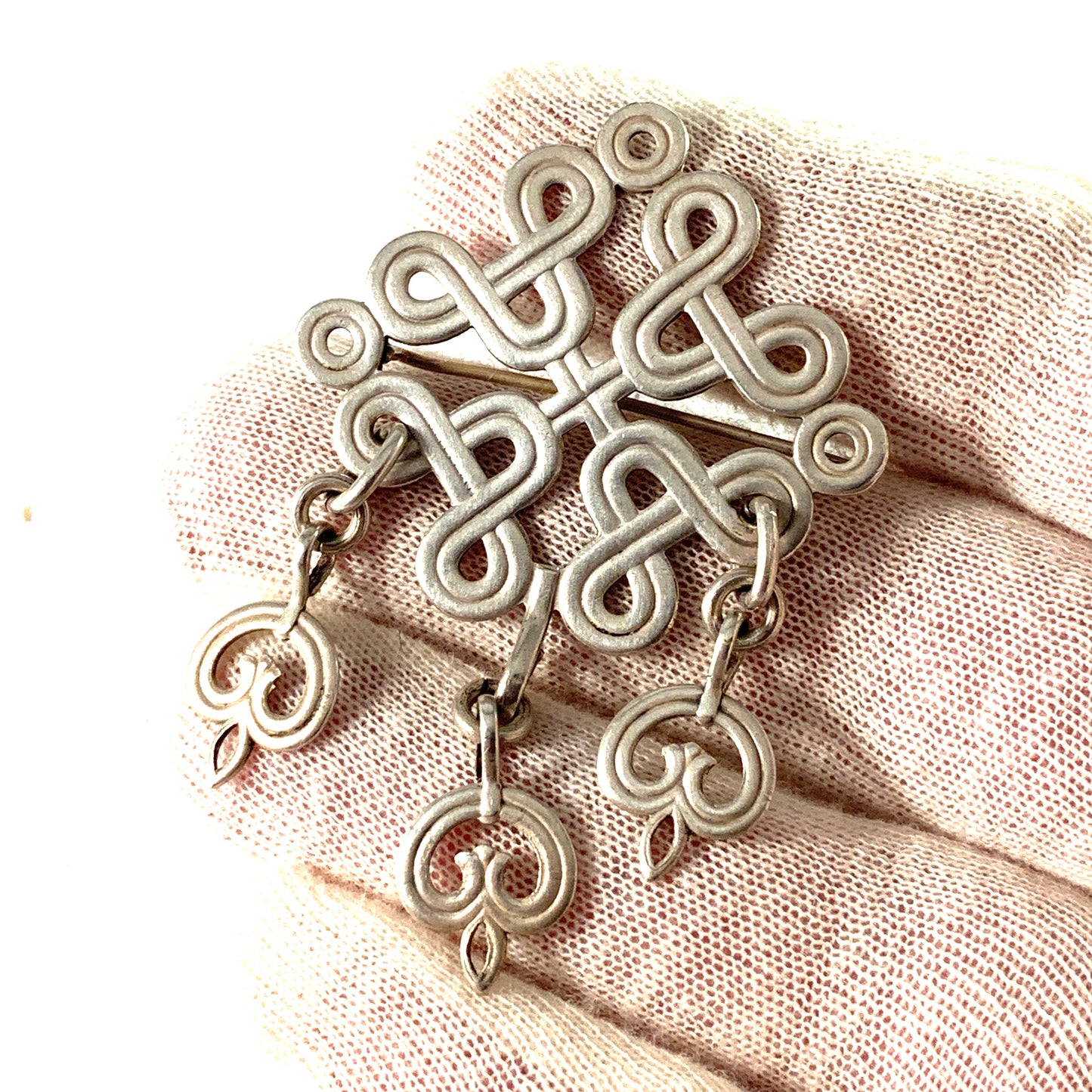 Kalevala Koru, Finland 1960-70s Vintage White Metal Brooch.