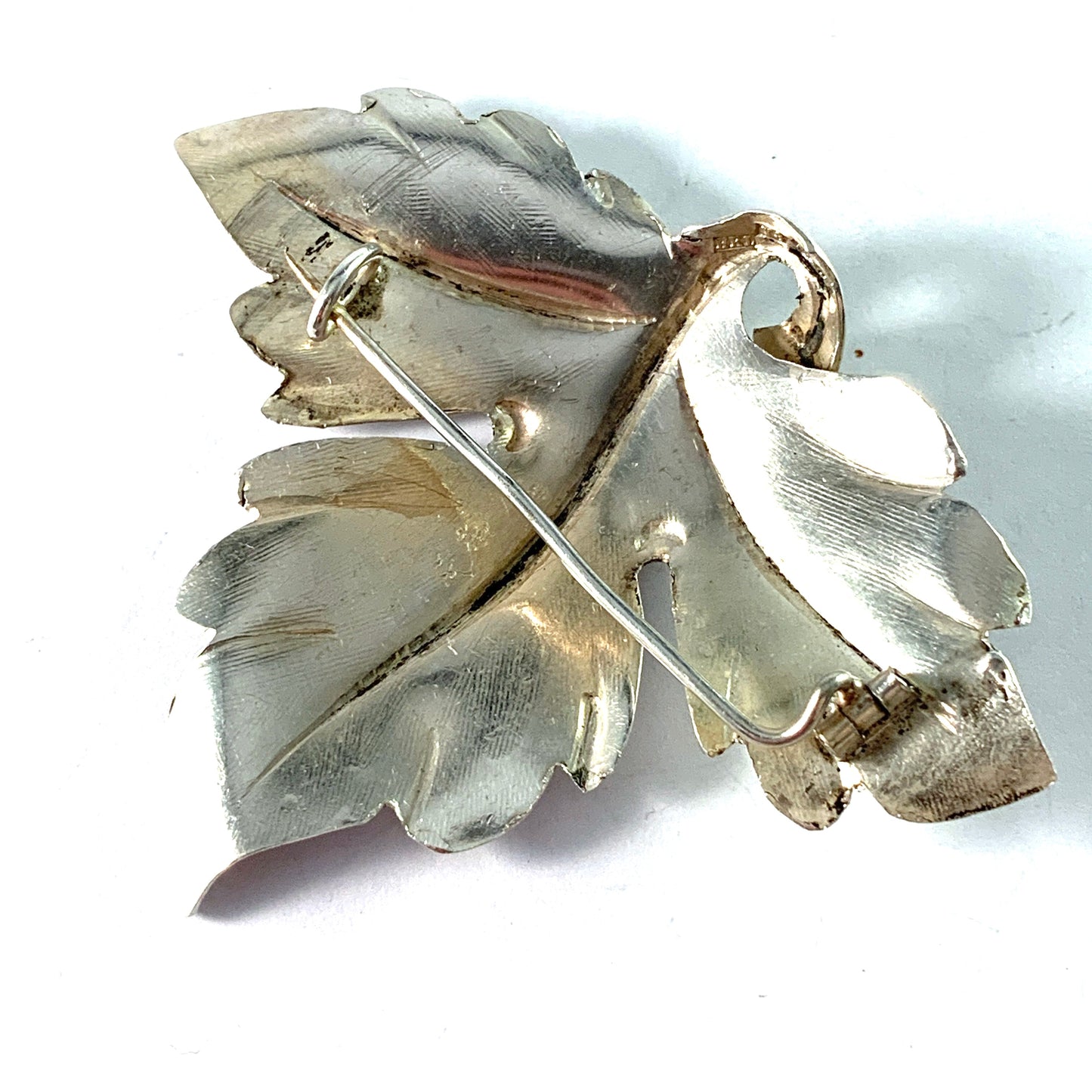 H & K Linder, Stockholm 1949. Mid Century Sterling Silver Brooch.