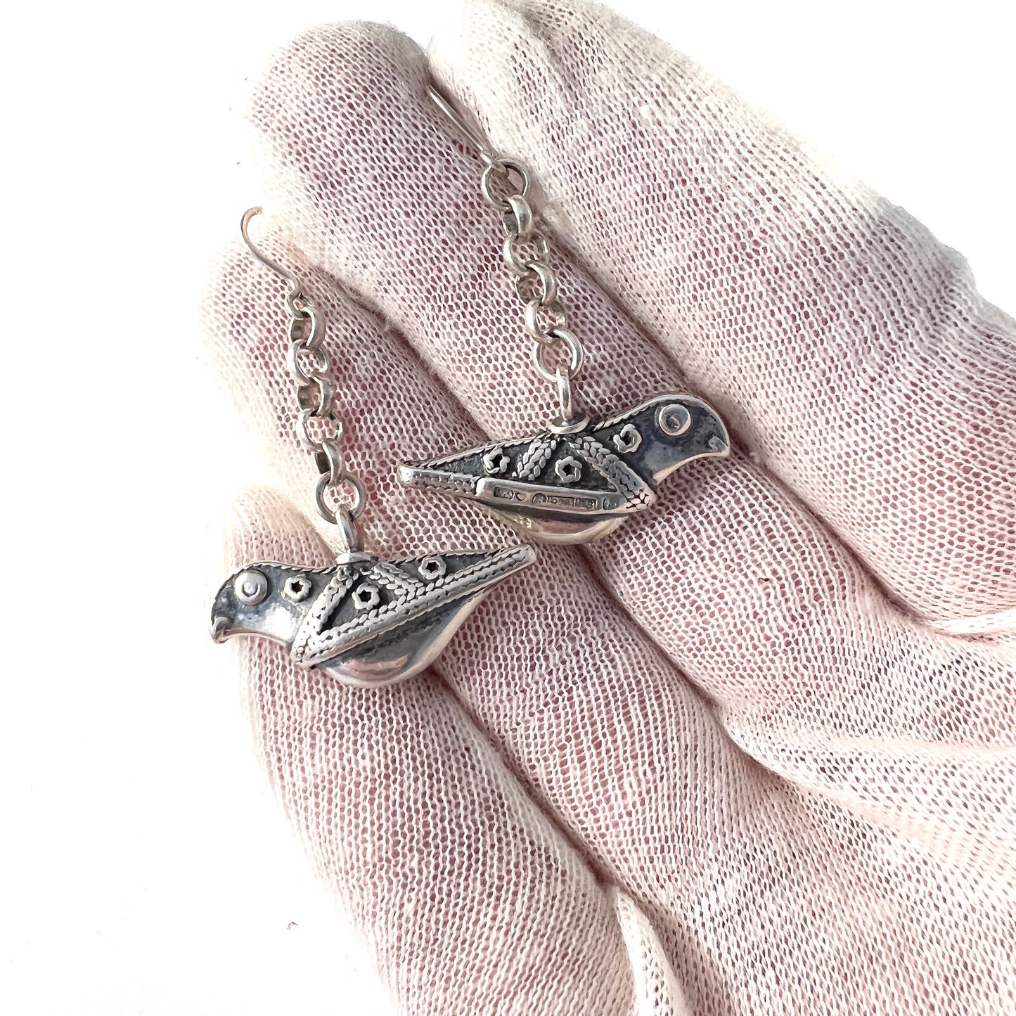 Kalevala Koru, Finland 1992. Vintage Sterling Silver Bird Dangle Earrings.