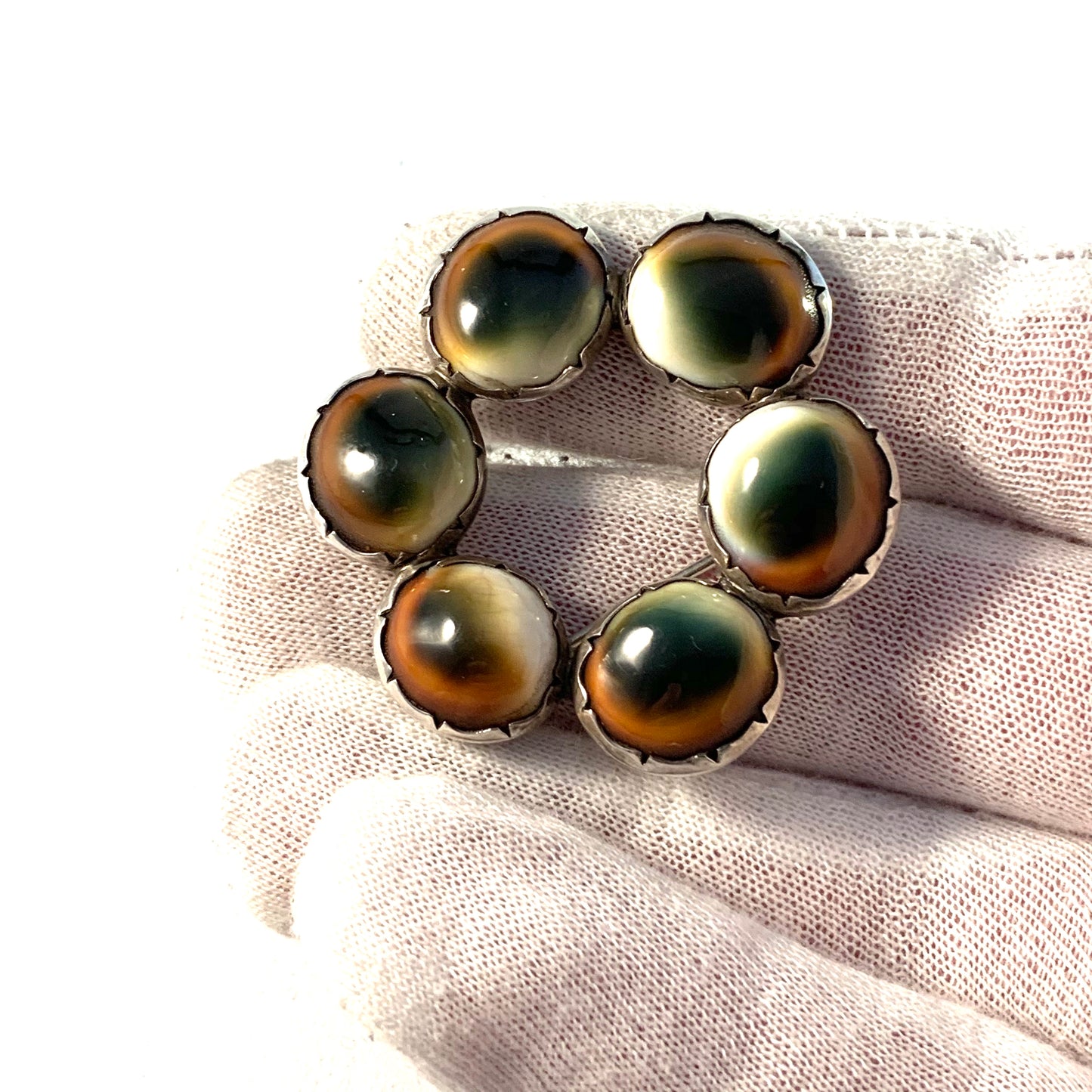 H Johnson, Sweden 1954 Vintage Solid Silver Eye of Shiva Brooch.