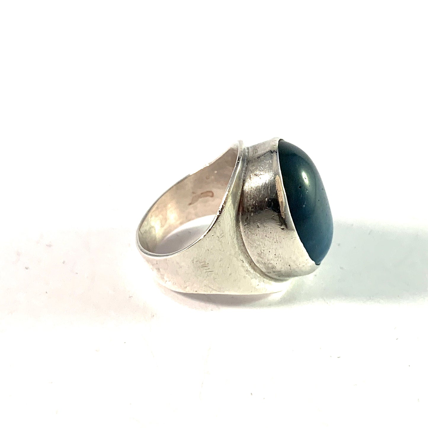 Victor Janson, Sweden 1977. Solid Silver Bergslagen-stone Ring.
