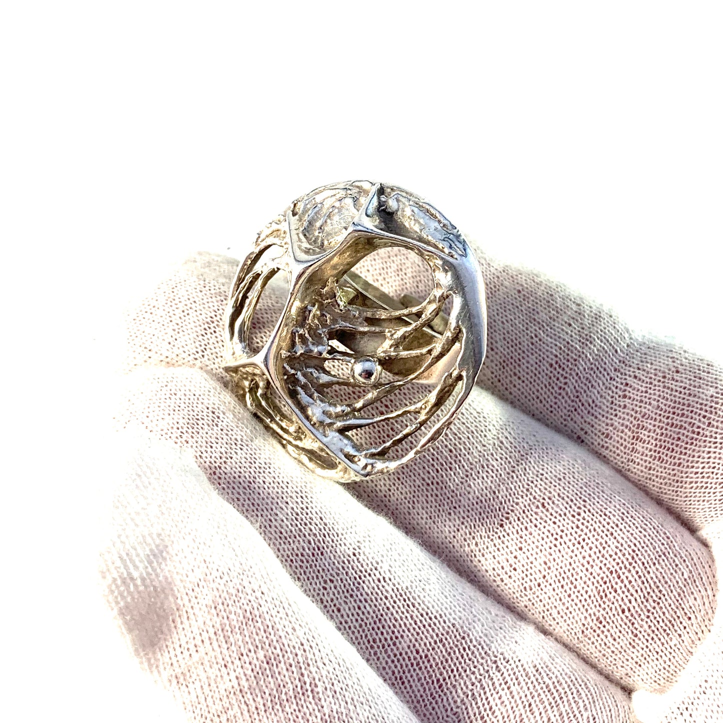 Sten & Laine Finland year 1976 Bold Large Sterling Silver Ring. Spider Web Design
