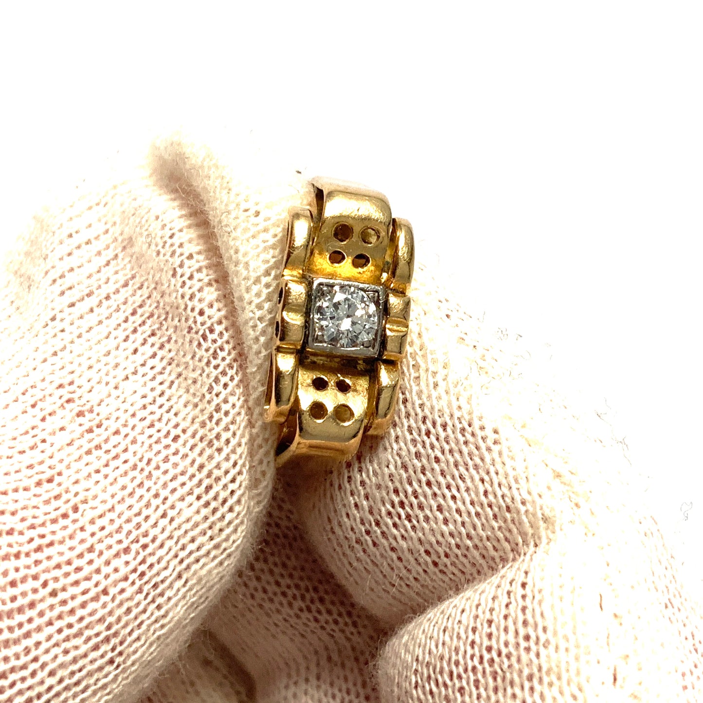 Wahlsten, Sweden 1947 Vintage 18k Gold Diamond Tank Ring