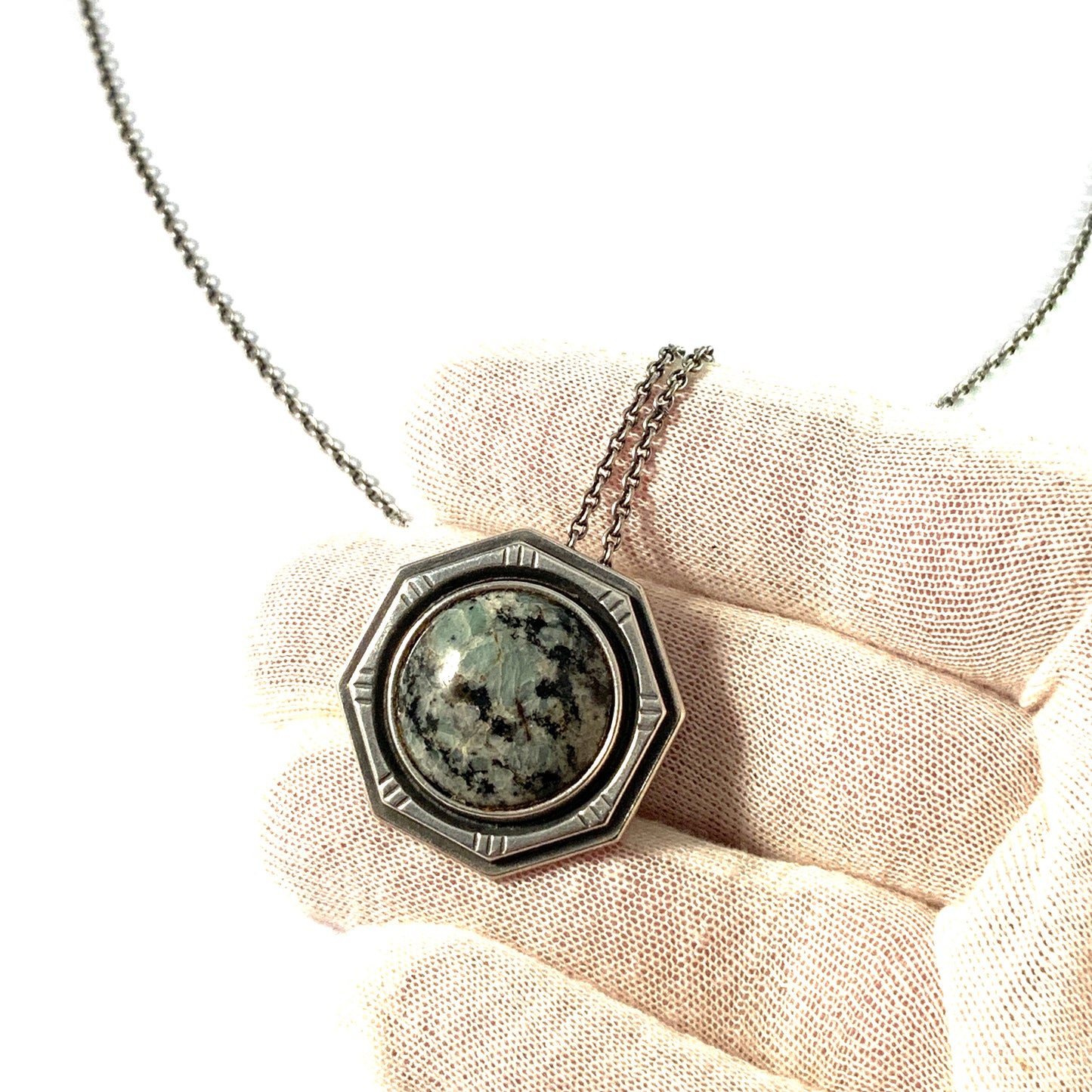 Kalevala Koru, Finland. Vintage Sterling Silver Hardstone Pendant Necklace.
