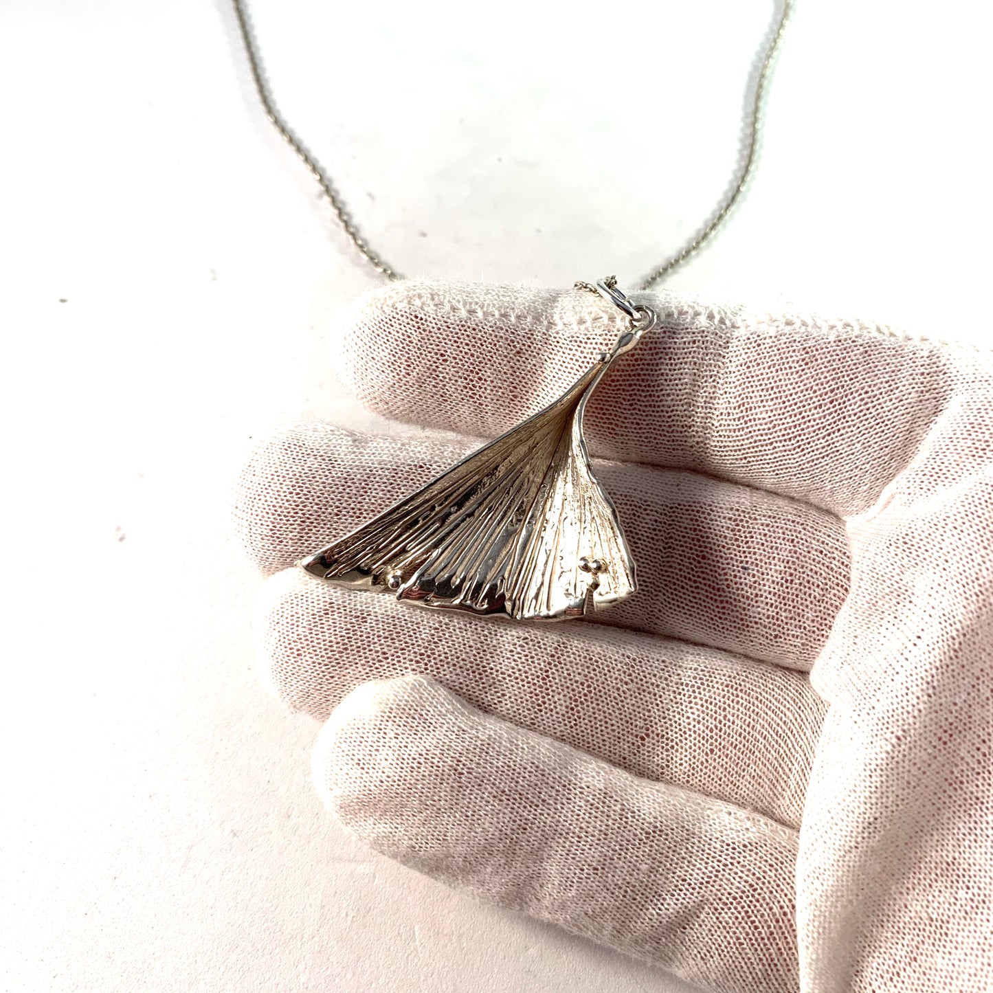 Atelje Etsuko Minowa, Stockholm Vintage Sterling Silver Pendant Necklace. Signed