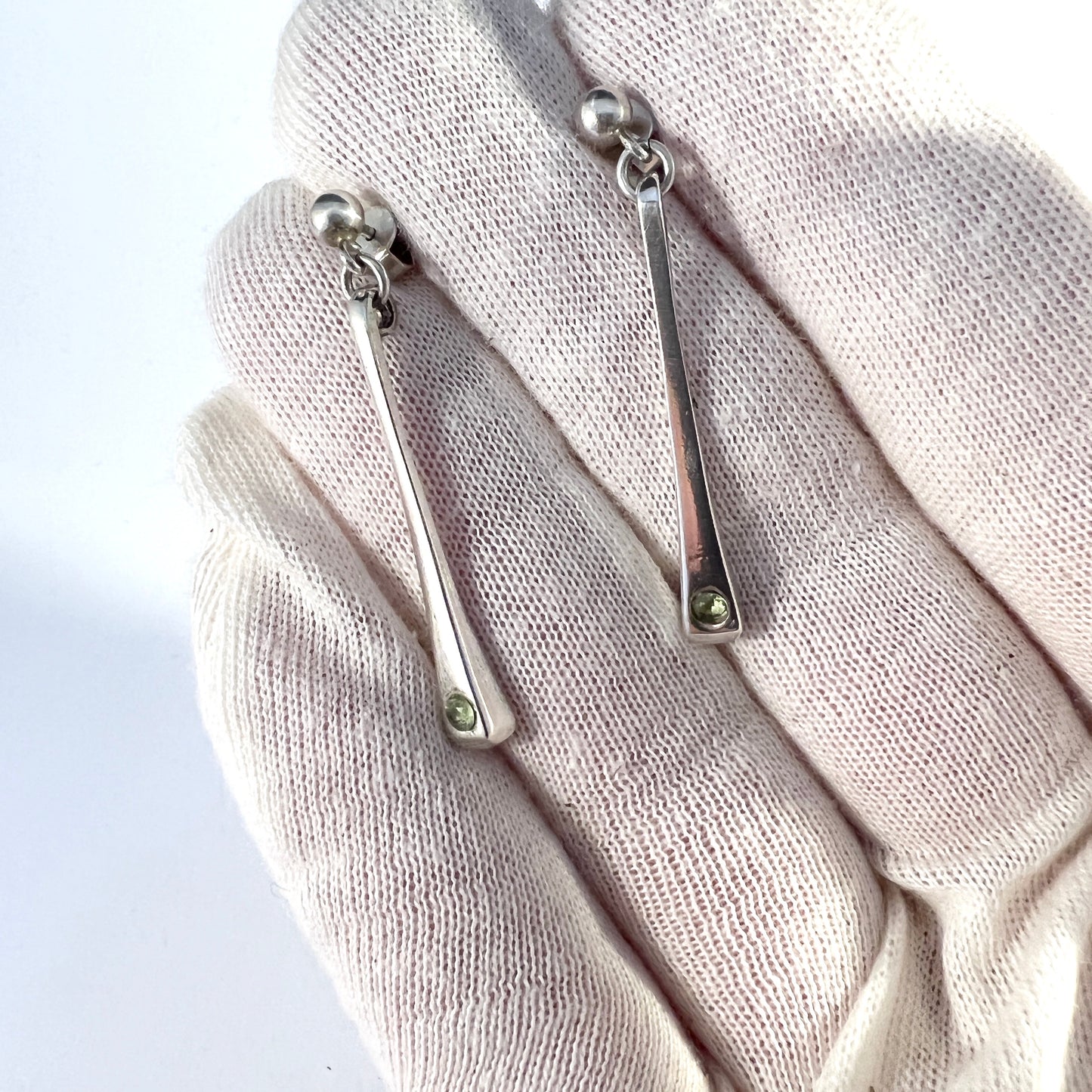 Hellerstedt, Sweden 1965. Vintage Sterling Silver Peridot Dangle Earrings.