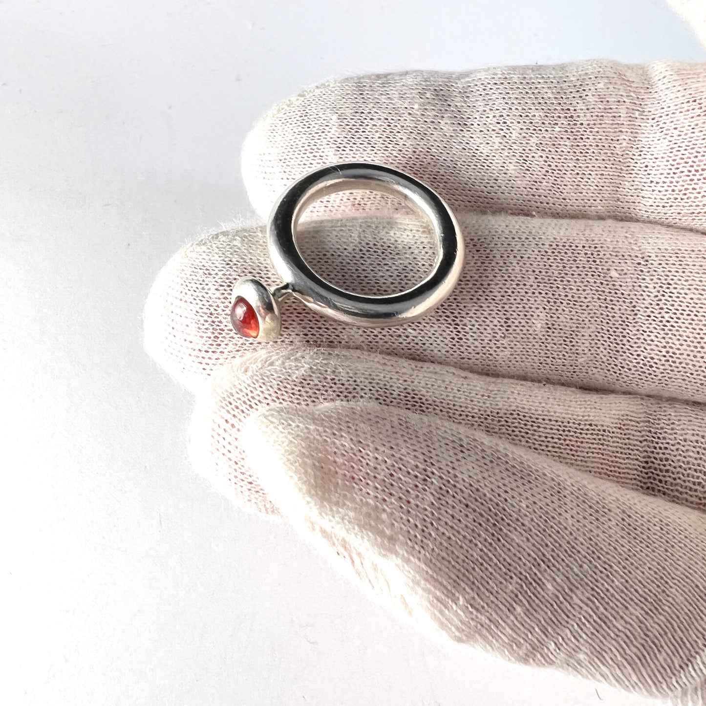 Rauff, Denmark Vintage Sterling Silver Garnet Ring.