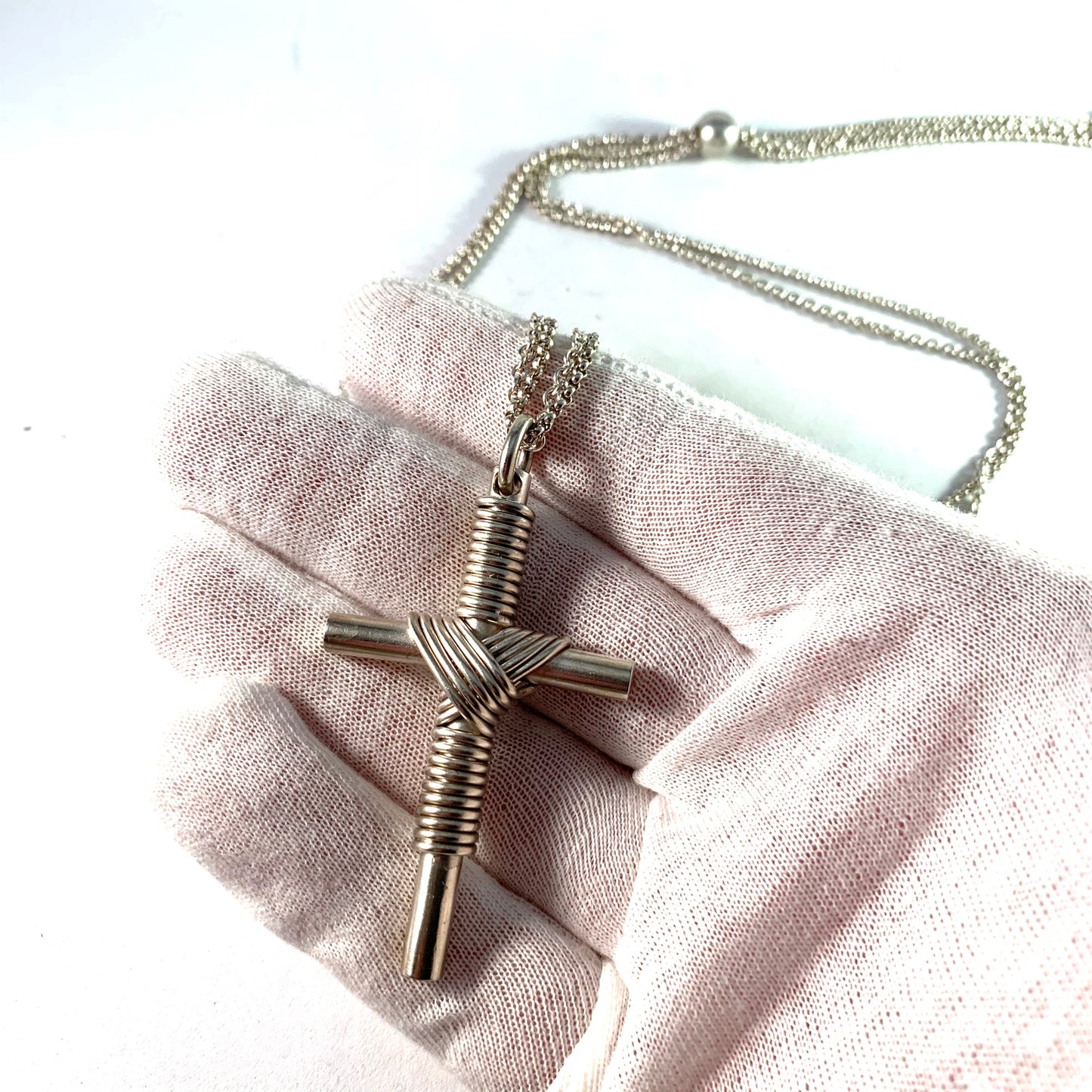 Ateljé Permona Sweden 1970 Missive 1.8oz Sterling Silver Cross Pendant Necklace.