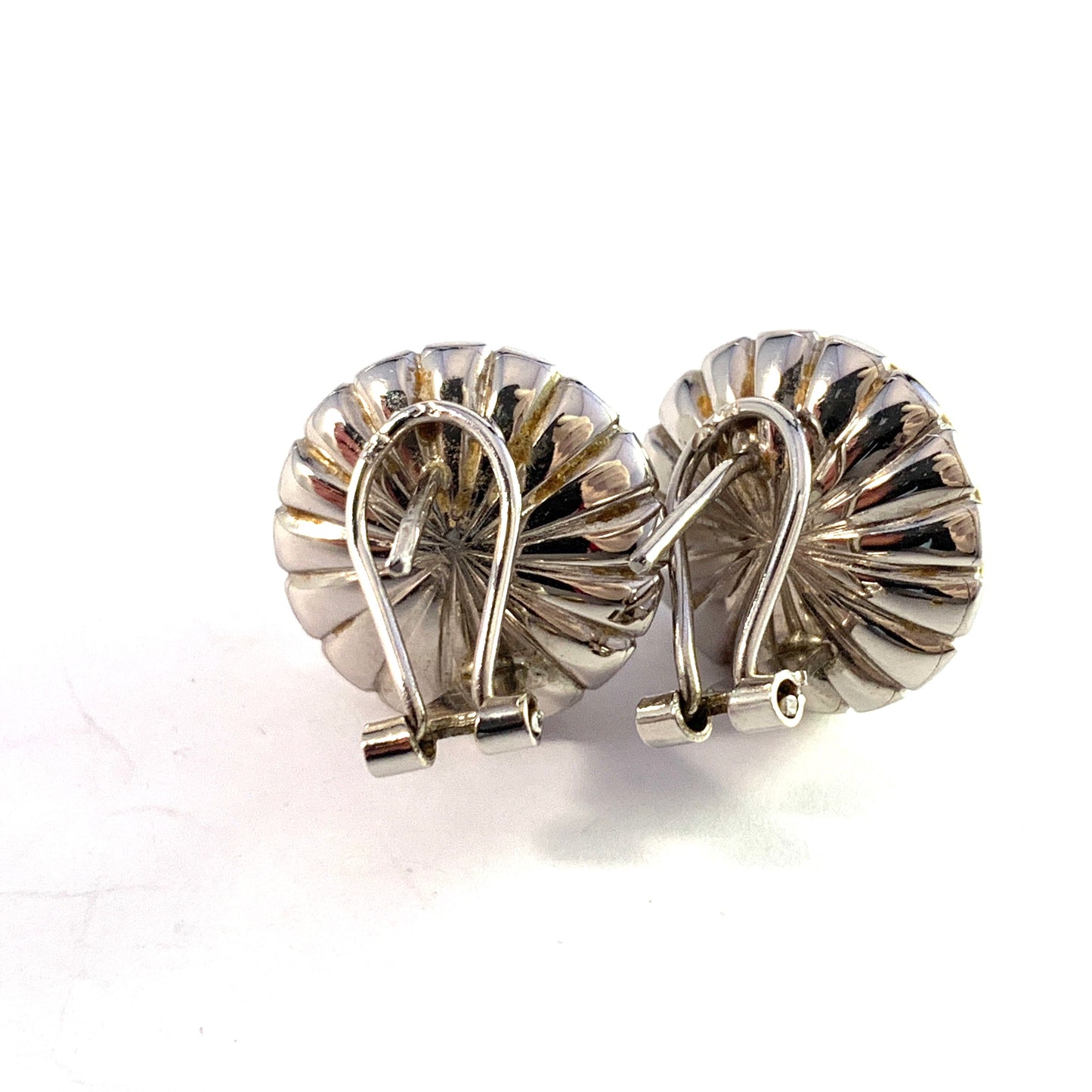 Vintage 18k White Gold Mabe Pearl Earrings