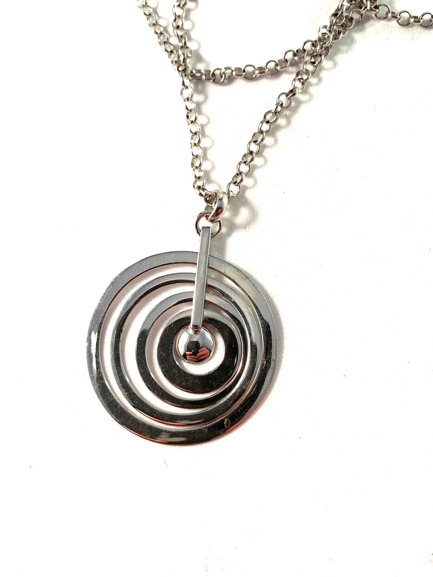 Kultakeskus, Finland Design Tapio Wirkkala Sterling Silver Pendant Necklace.