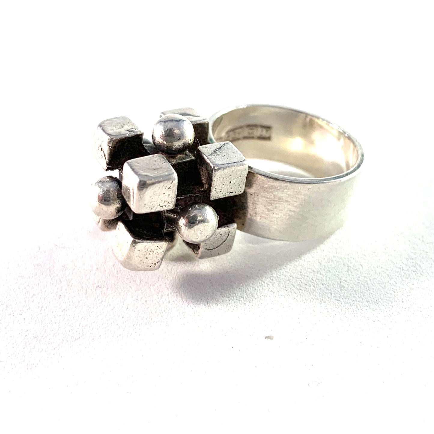Pentti Sarpaneva for Torun Hopea Finland 1969 Vintage Bold Silver Ring.