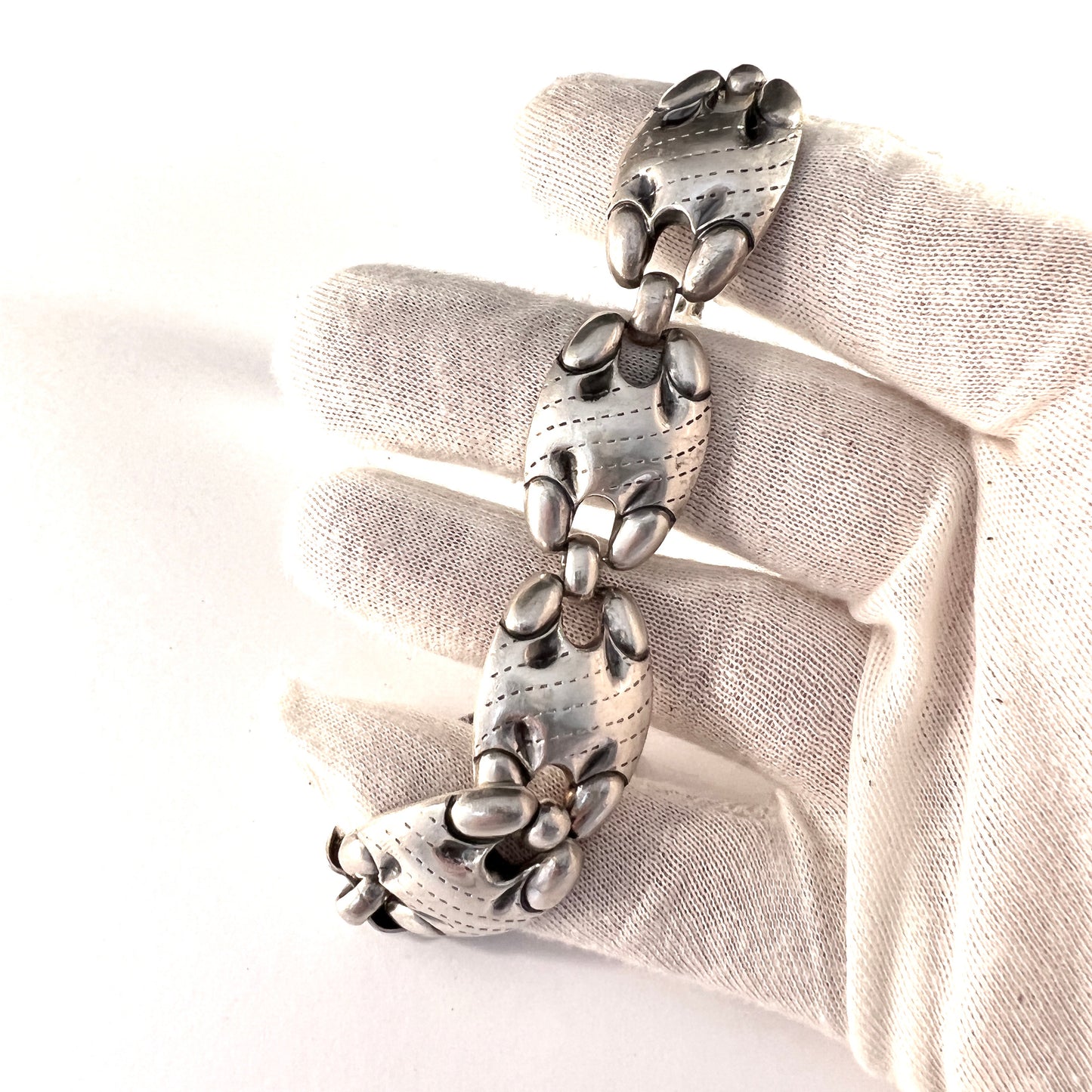 Denmark c 1950s. Solid Silver Bracelet.