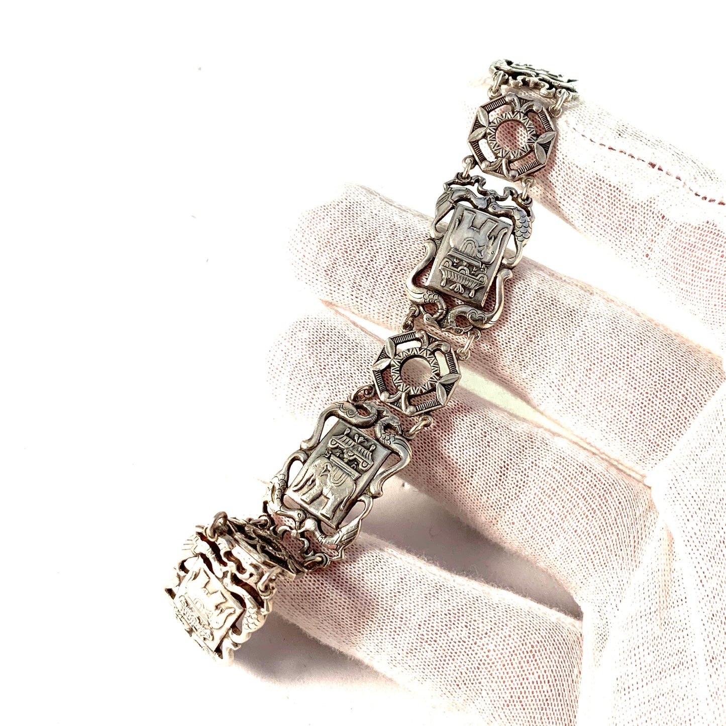 Matsilver, Sweden year 1950 Mid Century Novelty Sterling Silver Link Bracelet.