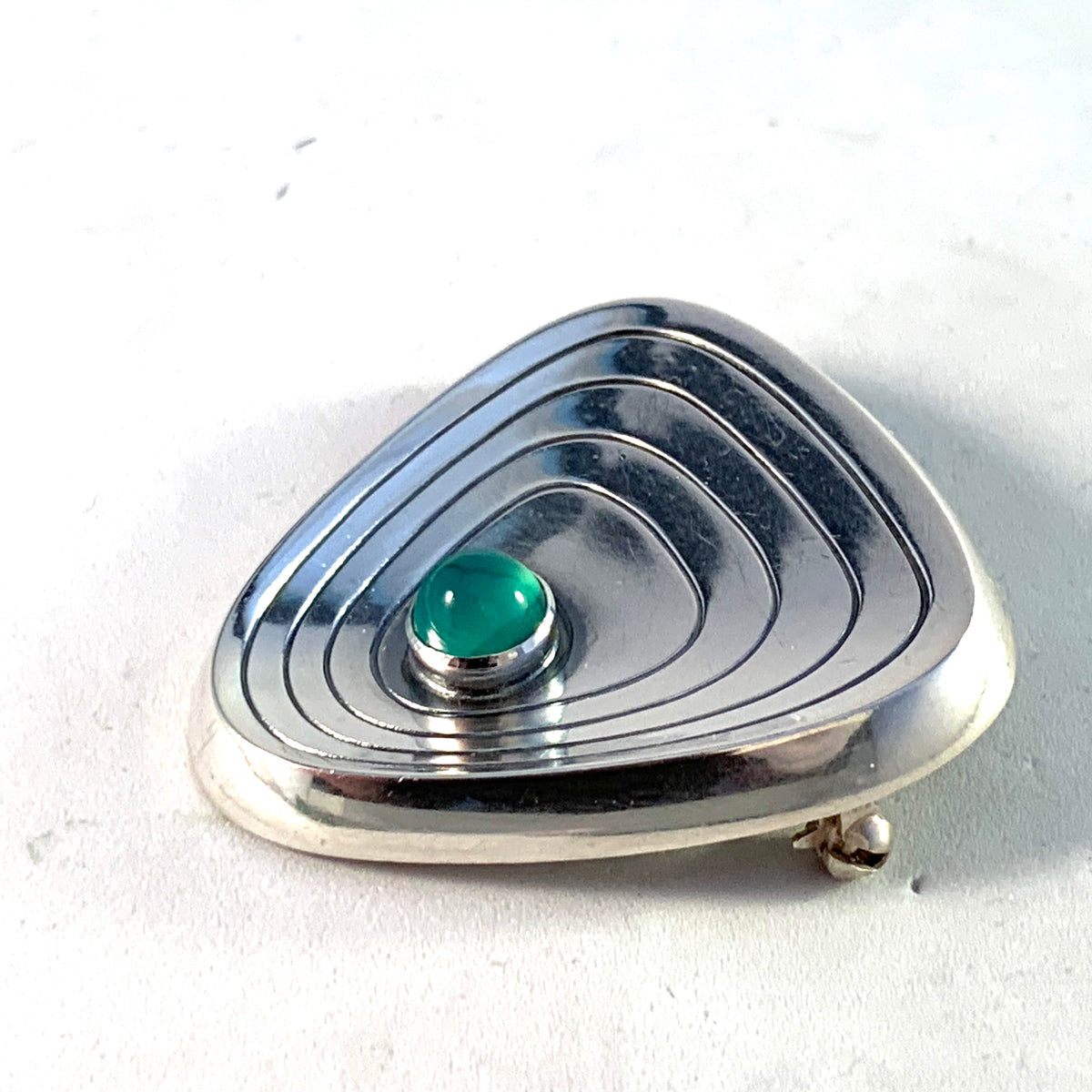 Gillgren for Dahlgren, Sweden 1955 Mid Century Modern Sterling Silver Chrysoprase Brooch