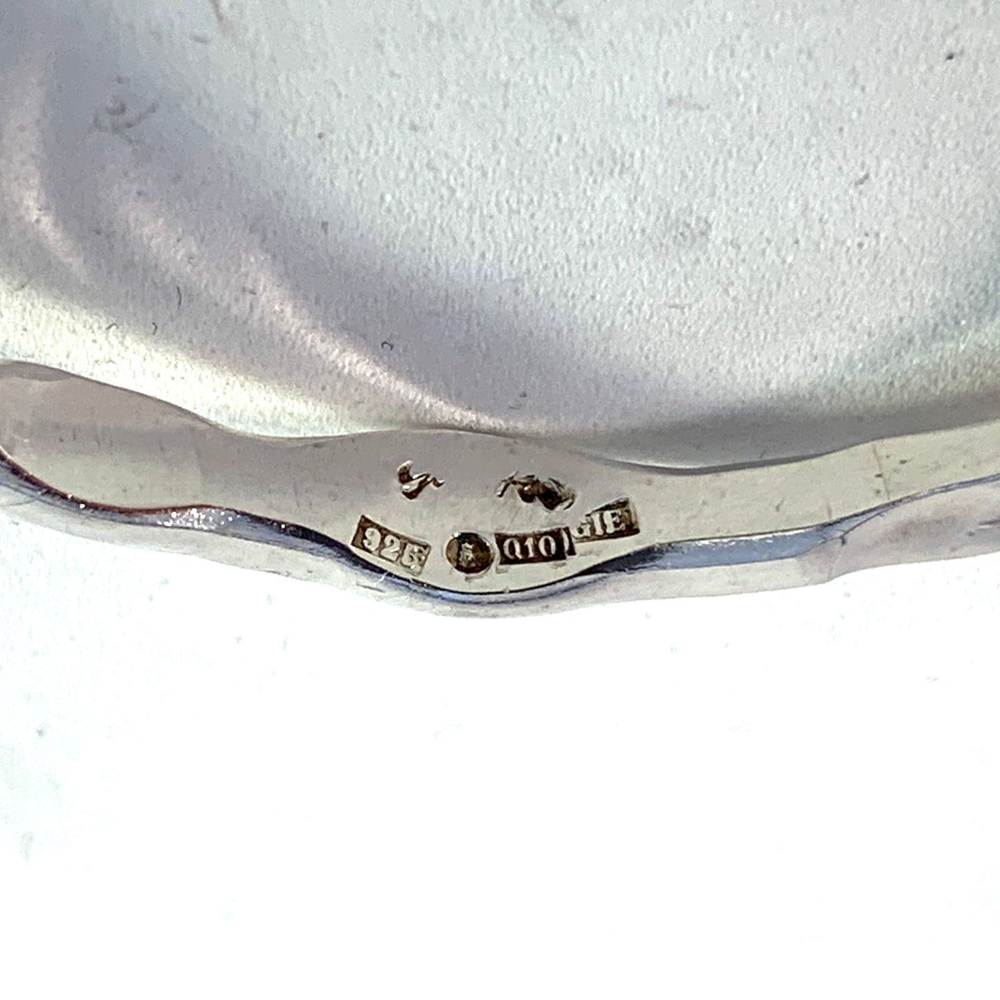 Claes E Giertta, Stockholm Vintage Modernist Sterling Silver Bangle Bracelet.