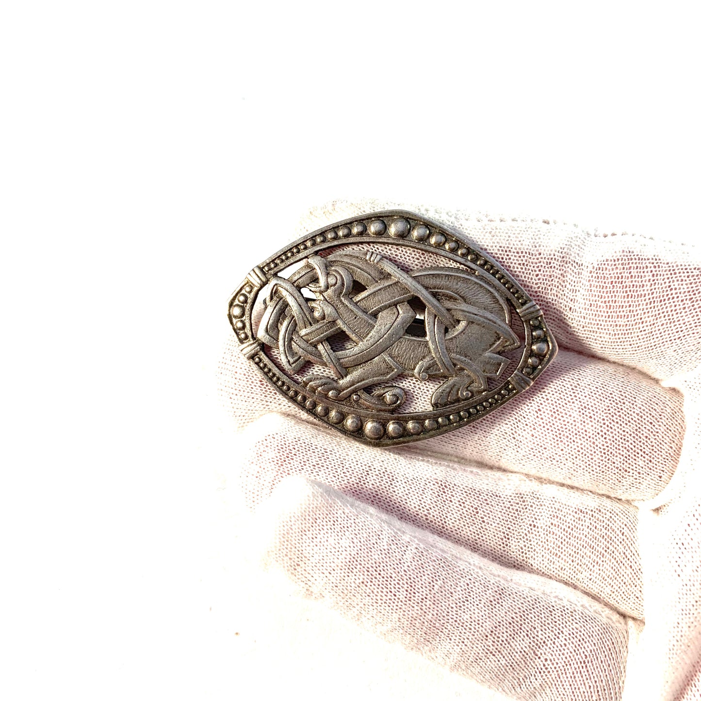 S.I. for Aksel Holmsen, Norway Antique early 1900s Solid 830 Silver Dragestil Brooch.