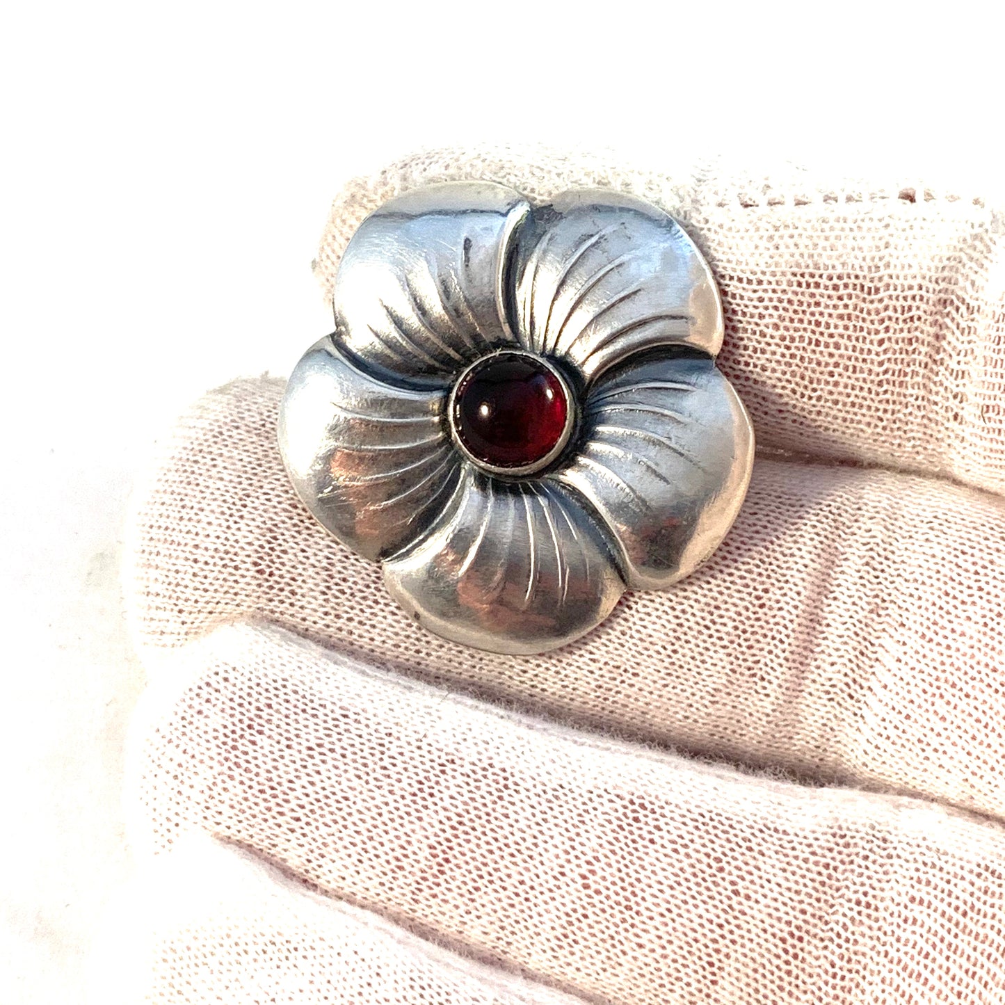 Hans Jensen & Co, Copenhagen 1899-1937, Solid Silver Art Nouveau Flower Brooch