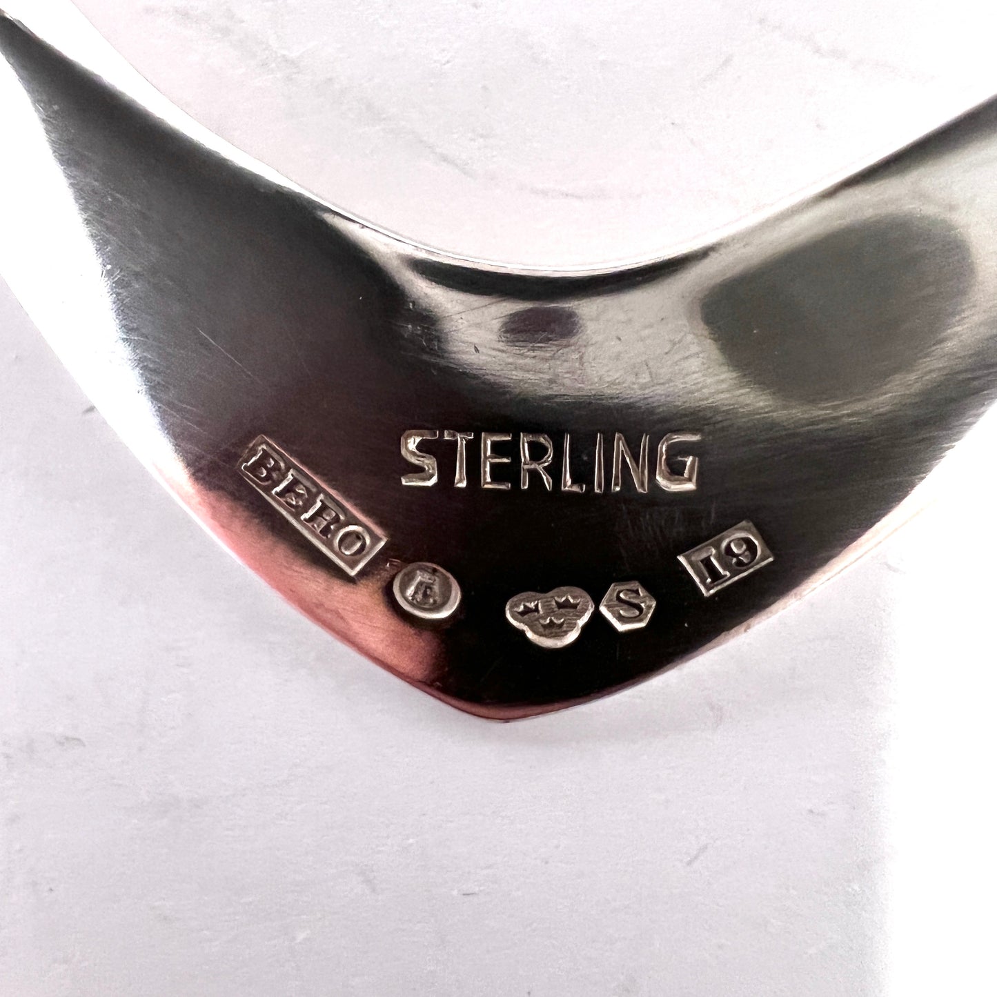 Roland Lantz, Sweden 1959. Vintage Mid-century Modern Sterling Silver Brooch.