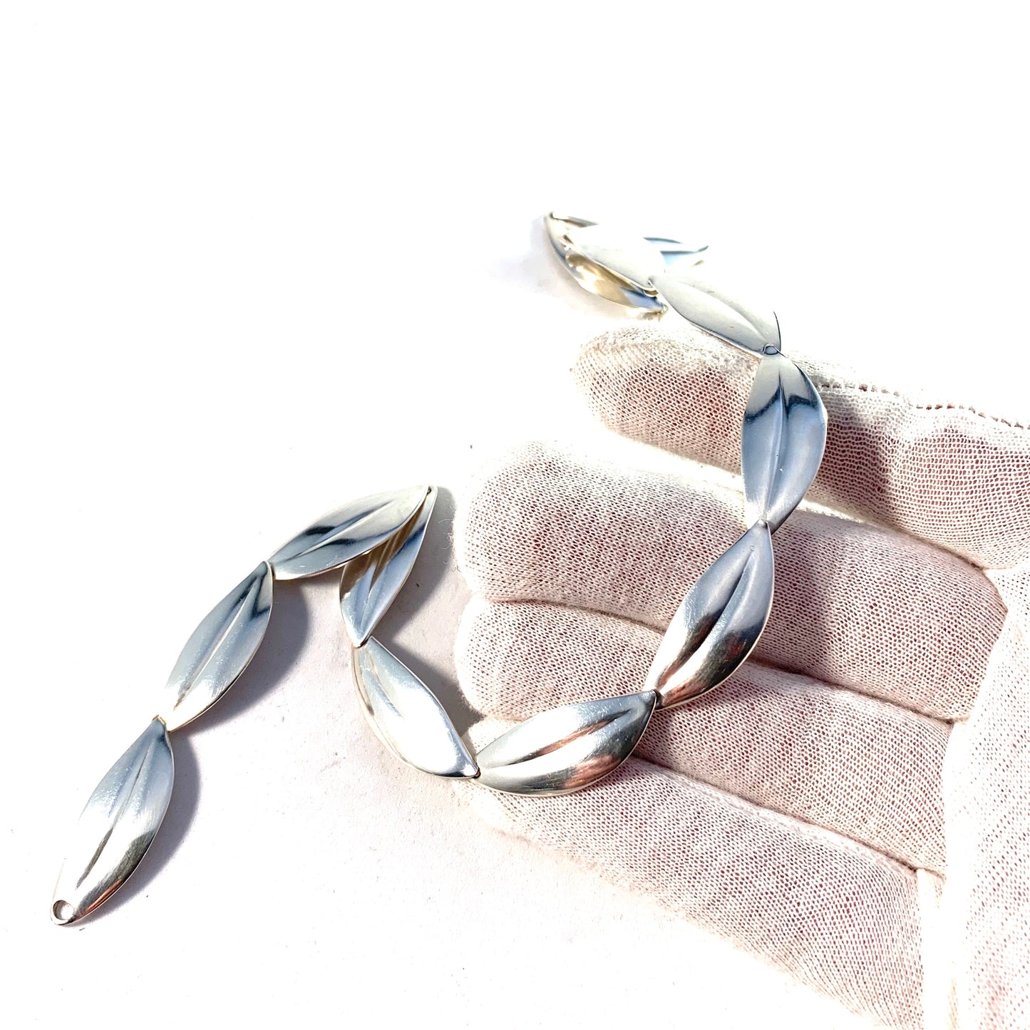 Cecilia Johansson, Gothenburg 1967 Sterling Silver Link Necklace.