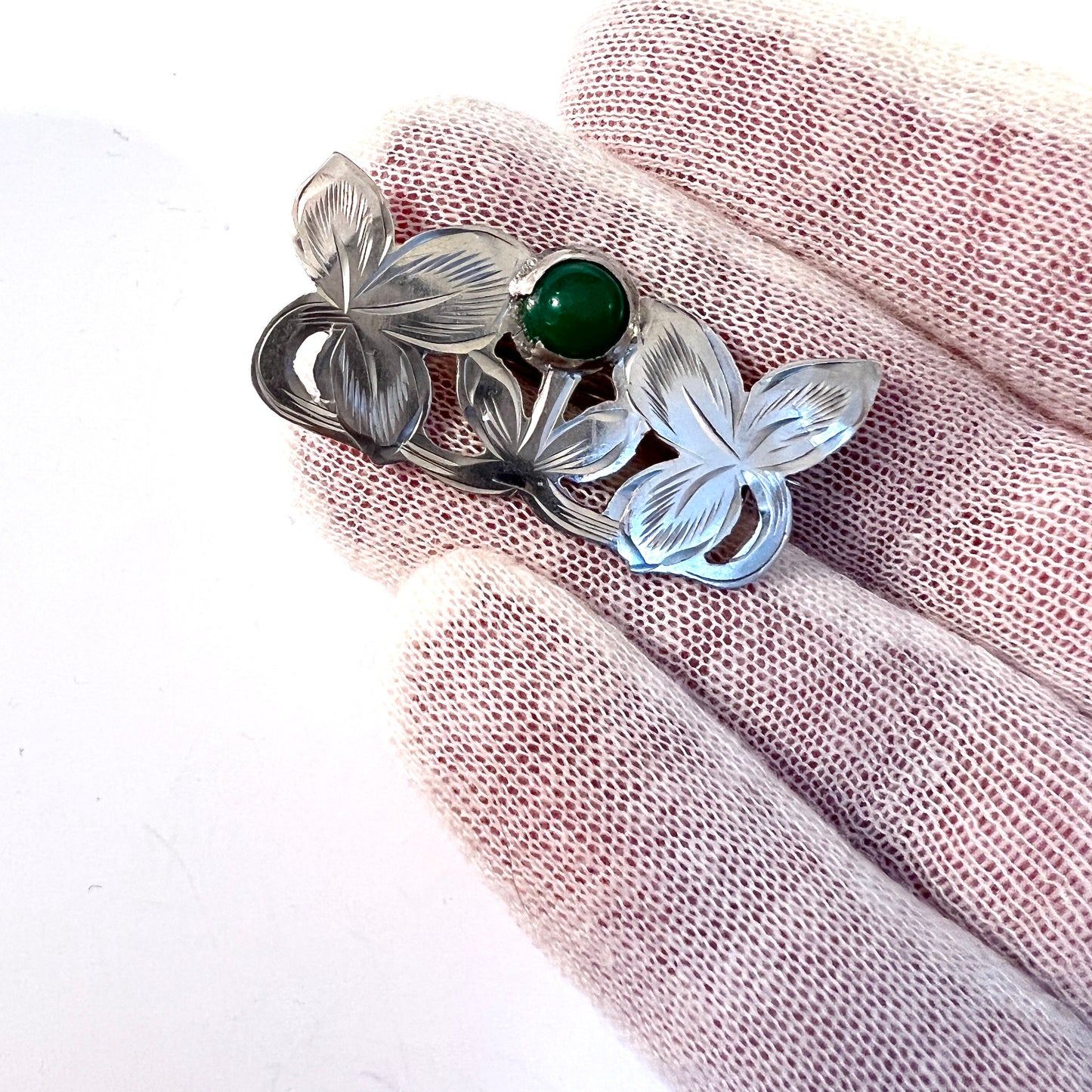 Denmark c 1910. Art Nouveau Solid Silver Chrysoprase Brooch.