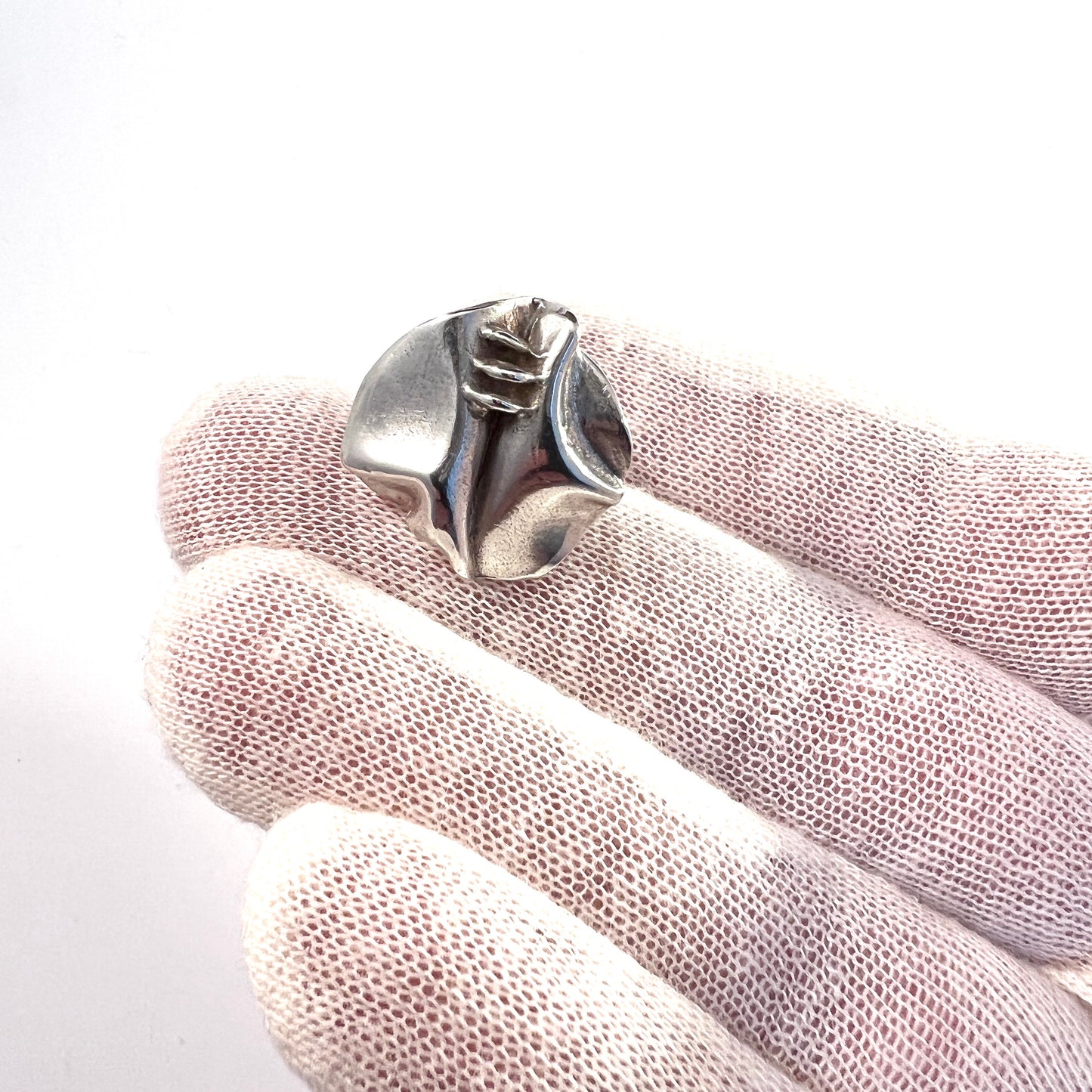 Gson Liedholm for Tre Städ, Sweden 1973 Vintage Modernist Sterling Silver Ring. Signed.