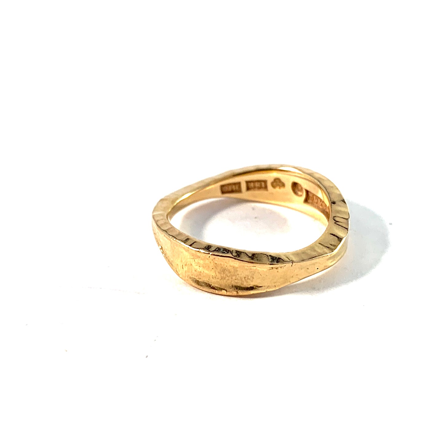 Claes E Giertta, Sweden 1976. Vintage 18k Gold Ring.