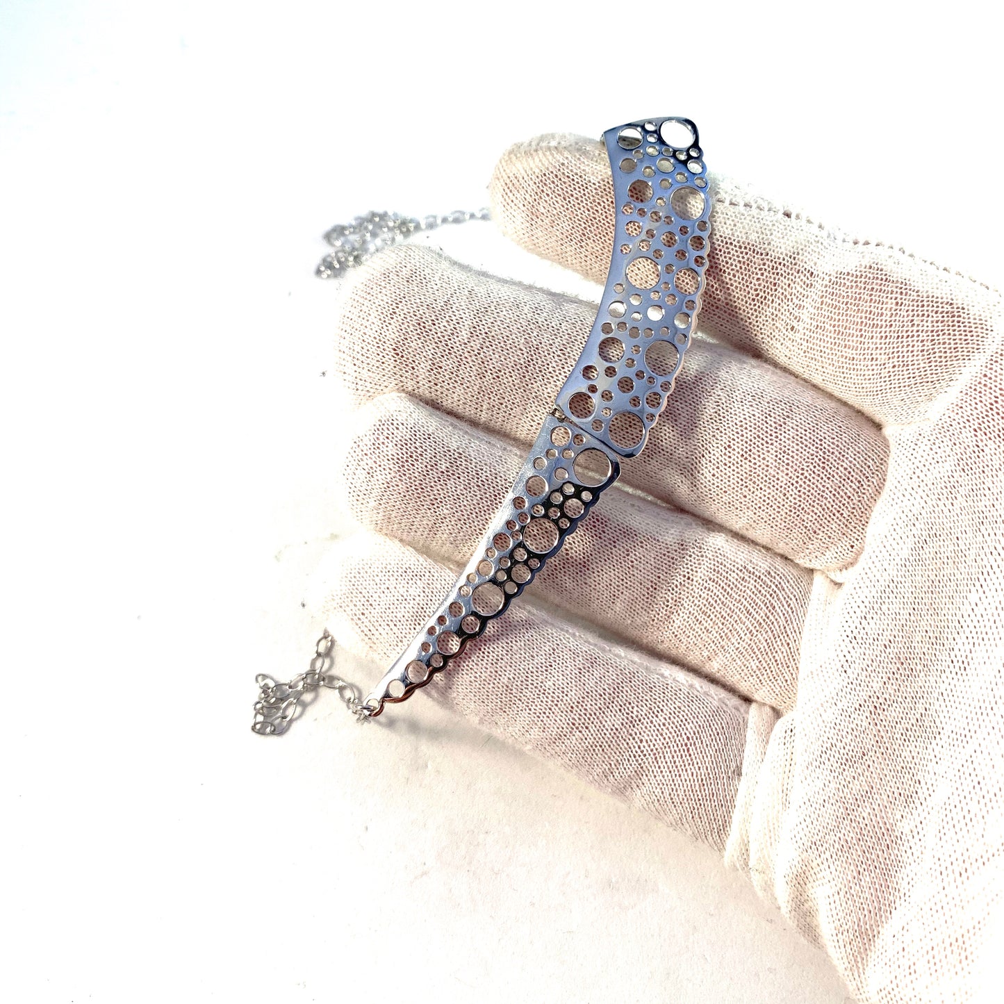 Kultakeskus, Finland. Design Liisa Vitali, Vintage Sterling Silver Necklace.