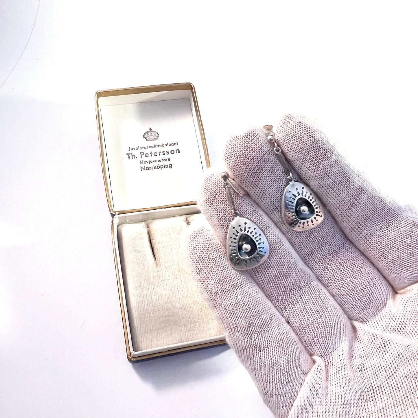 Axelsson for G Dahlgren Sweden 1954, Vintage Silver Earrings. Boxed. Signed.