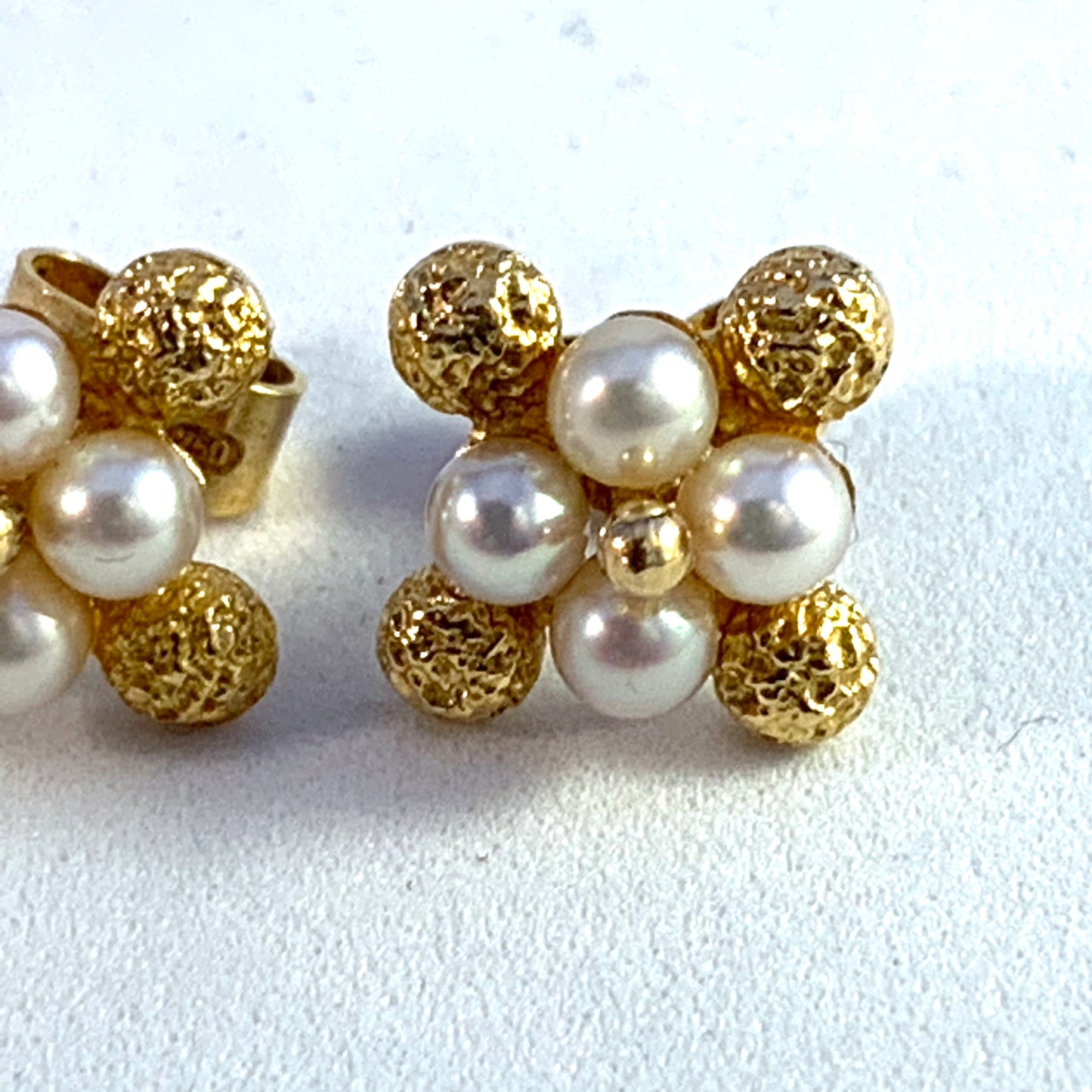 Bjorn Weckstrom for Lapponia, Finland Vintage 18k Gold Cultured Pearl Earrings.