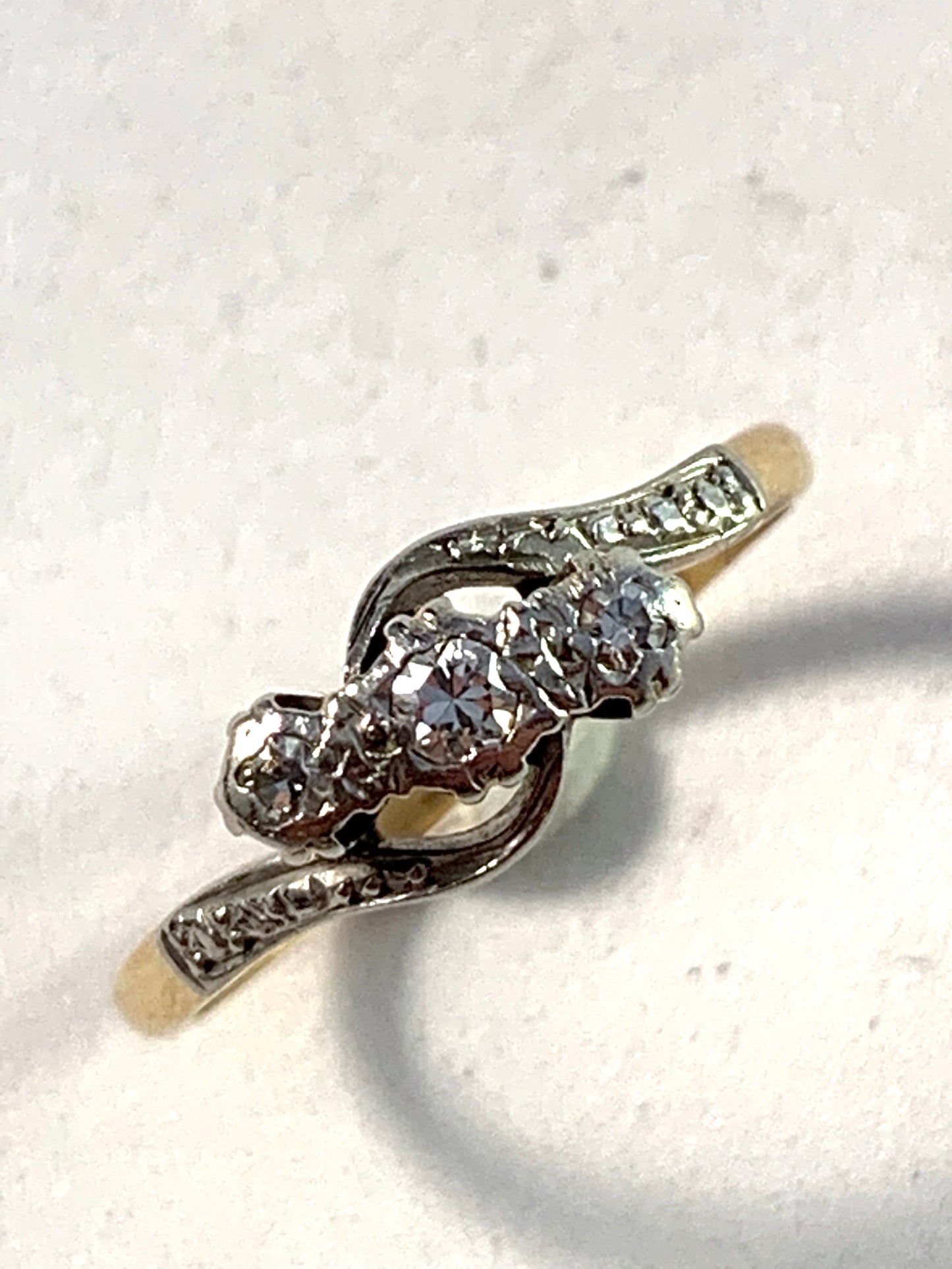 アールヌーボー 1900 年頃 18K ゴールド プラチナ ダイヤモンド リング。