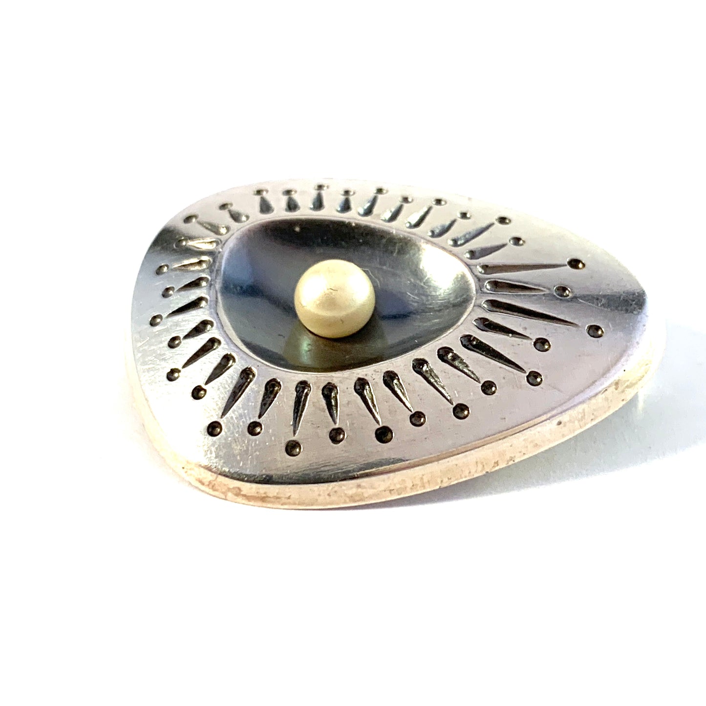 Axelsson, for G Dahlgren Sweden 1955 Solid Silver Cultured Pearl Brooch. Signed