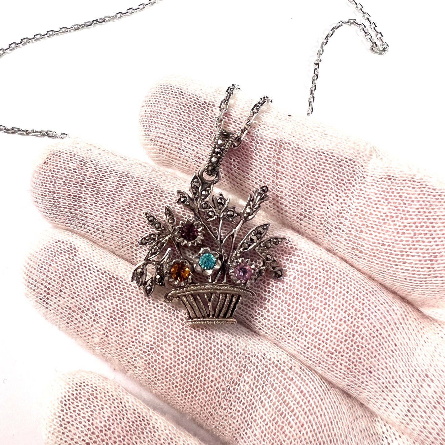 France c 1910. Antique Edwardian Silver Coloured Paste Flower Basket Pendant Necklace.